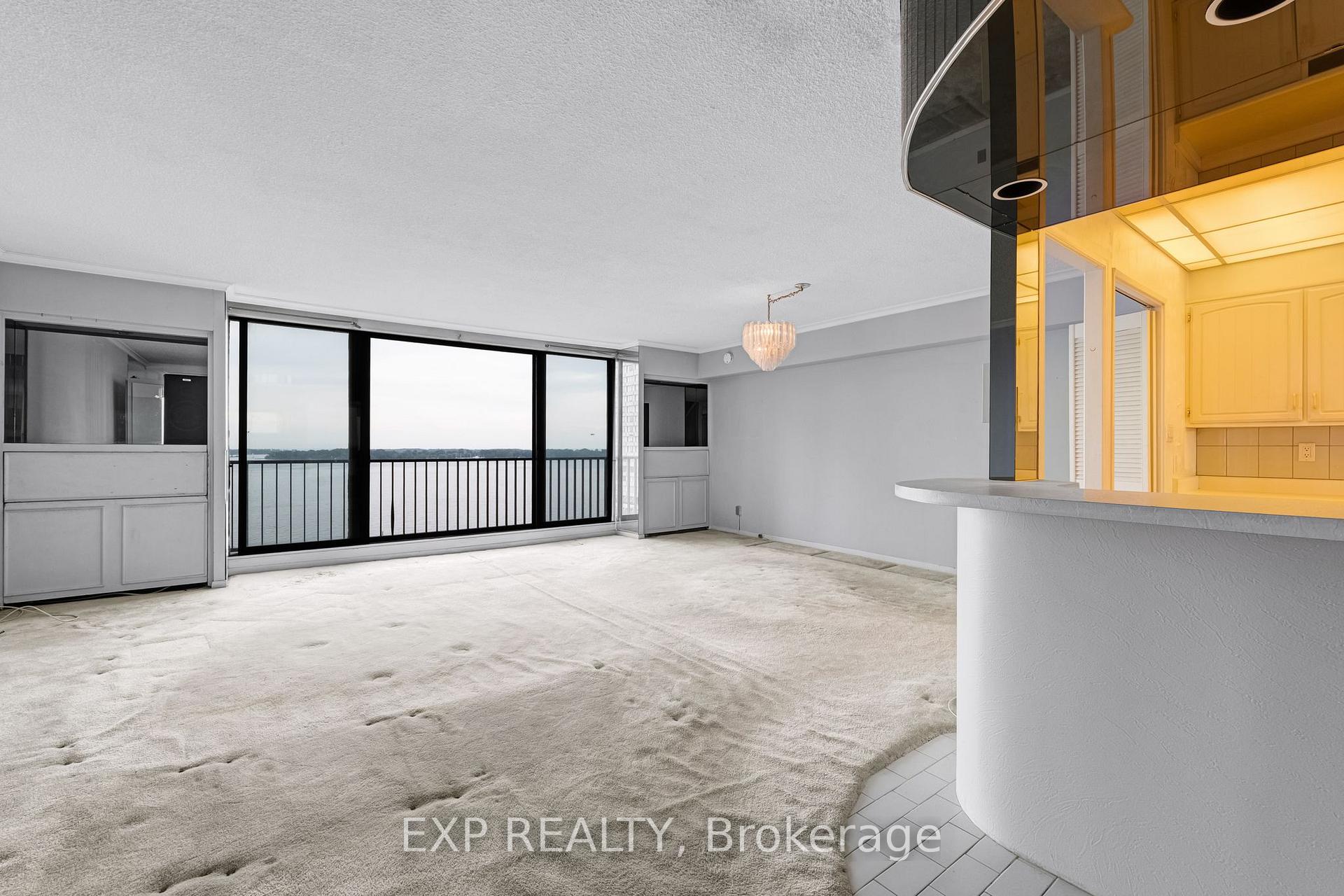 Photo 7 of Unit 1420, 33 Harbour Square, Toronto, Waterfront Communities — HOMEH
