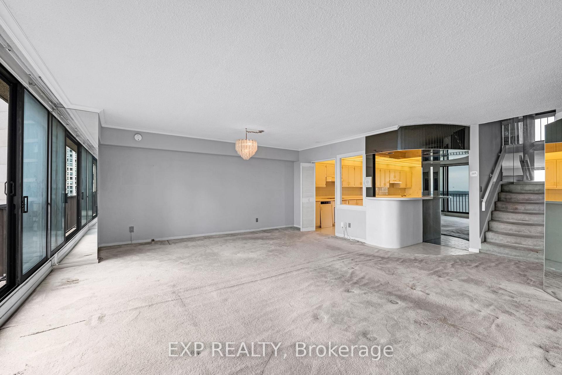 Photo 9 of Unit 1420, 33 Harbour Square, Toronto, Waterfront Communities — HOMEH