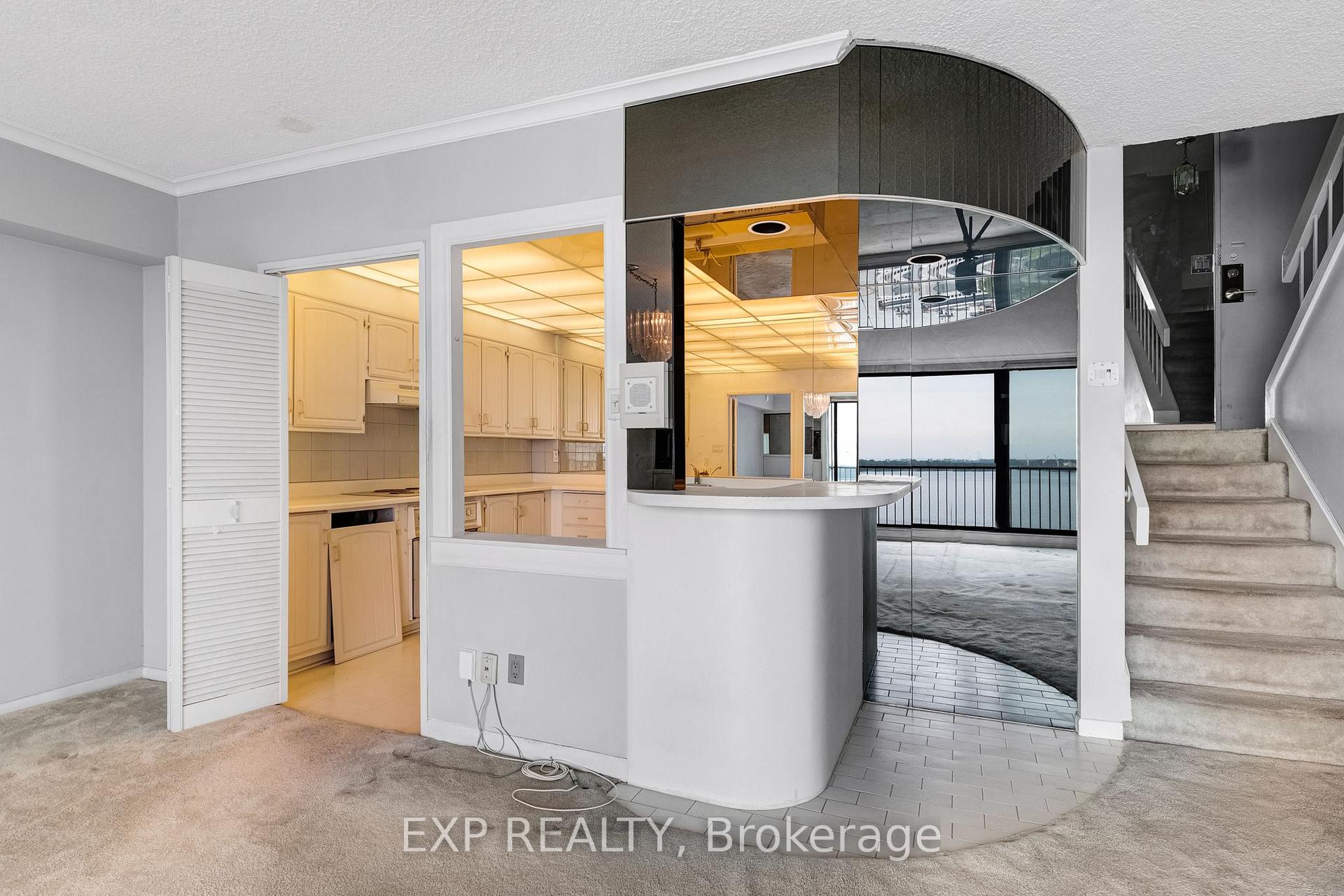 Photo 11 of Unit 1420, 33 Harbour Square, Toronto, Waterfront Communities — HOMEH