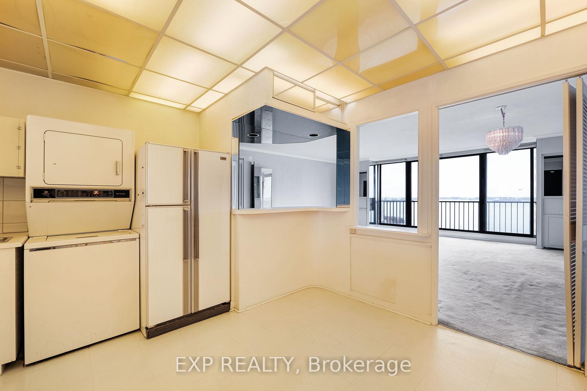 Photo 15 of Unit 1420, 33 Harbour Square, Toronto, Waterfront Communities — HOMEH