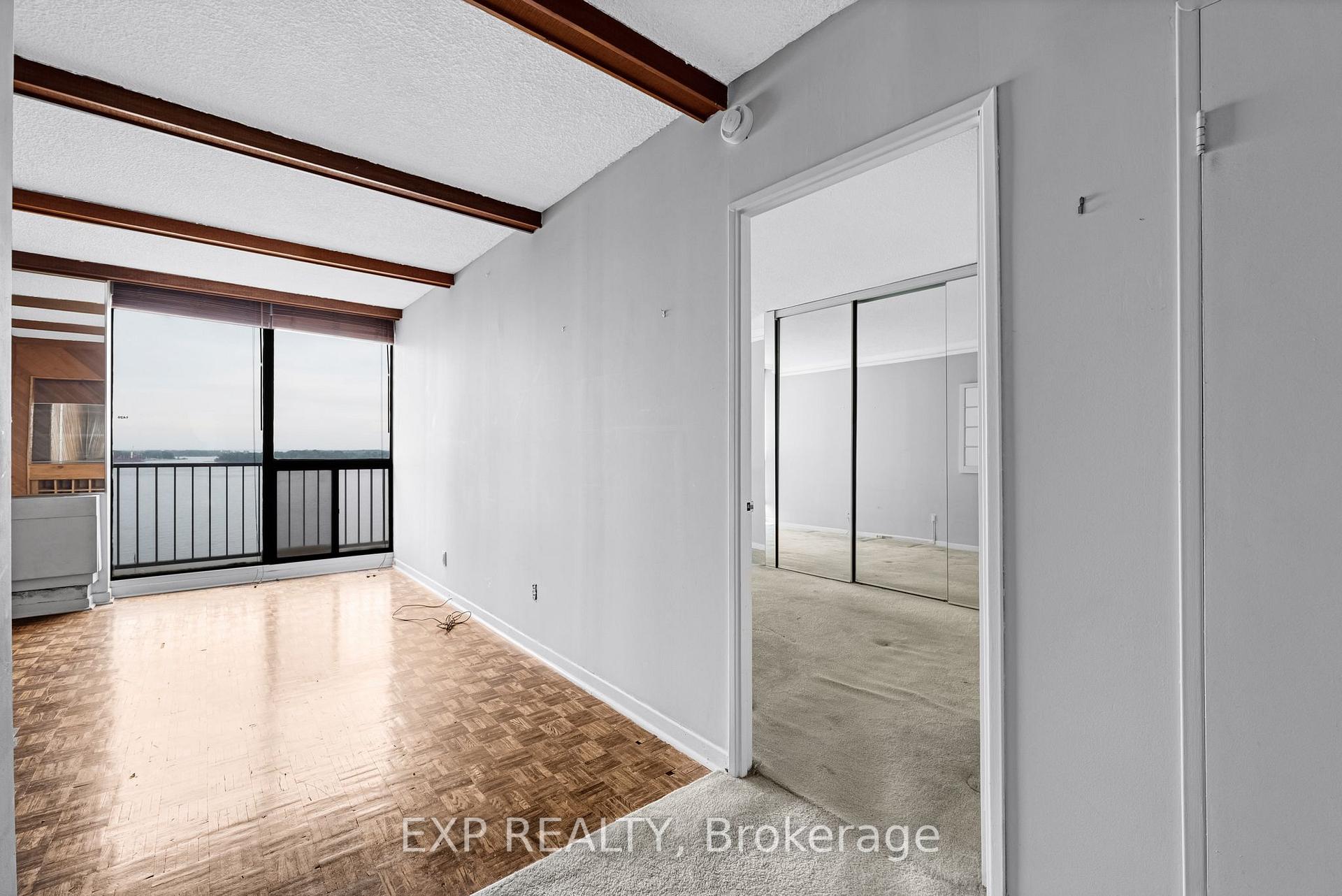 Photo 17 of Unit 1420, 33 Harbour Square, Toronto, Waterfront Communities — HOMEH