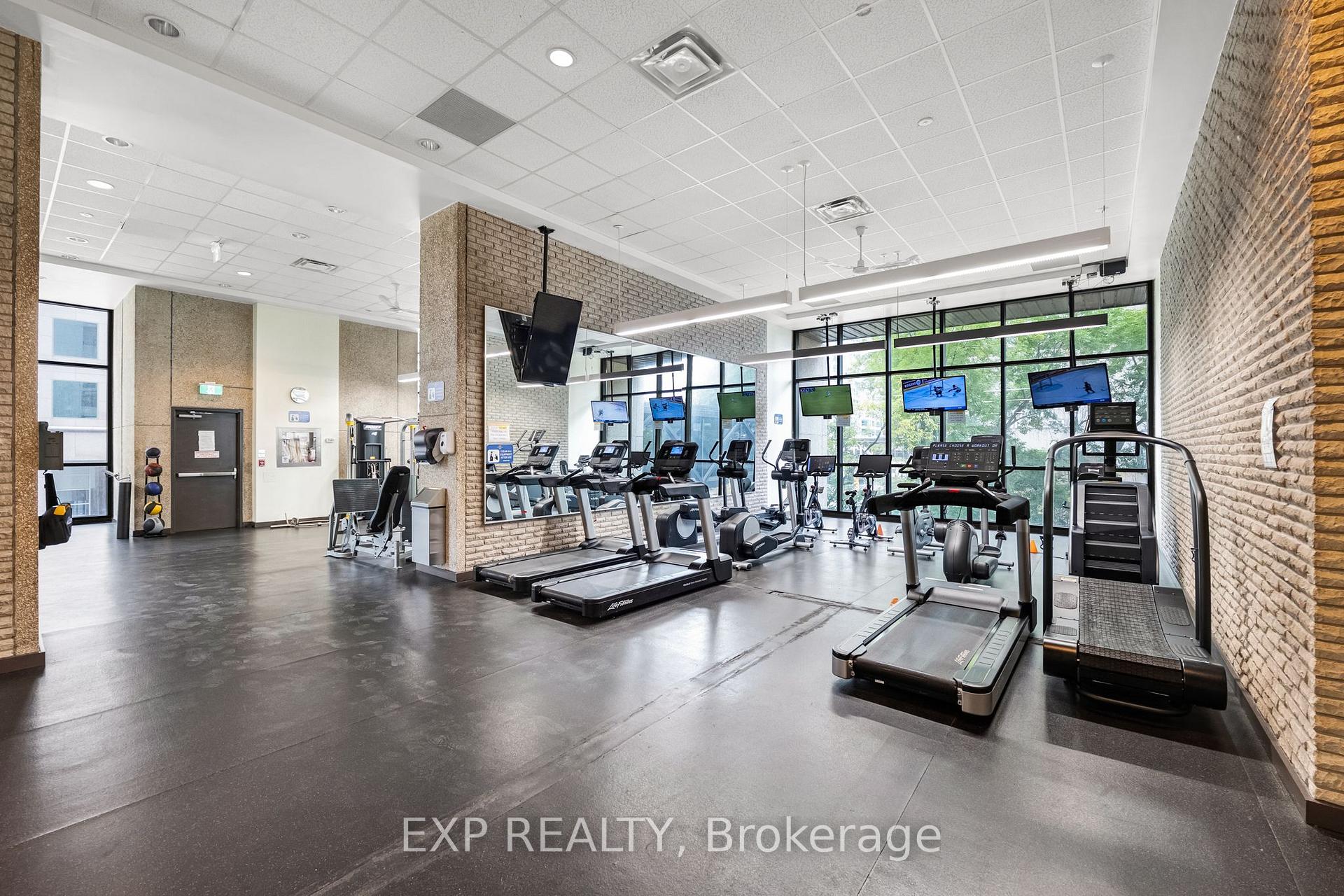 Photo 32 of Unit 1420, 33 Harbour Square, Toronto, Waterfront Communities — HOMEH
