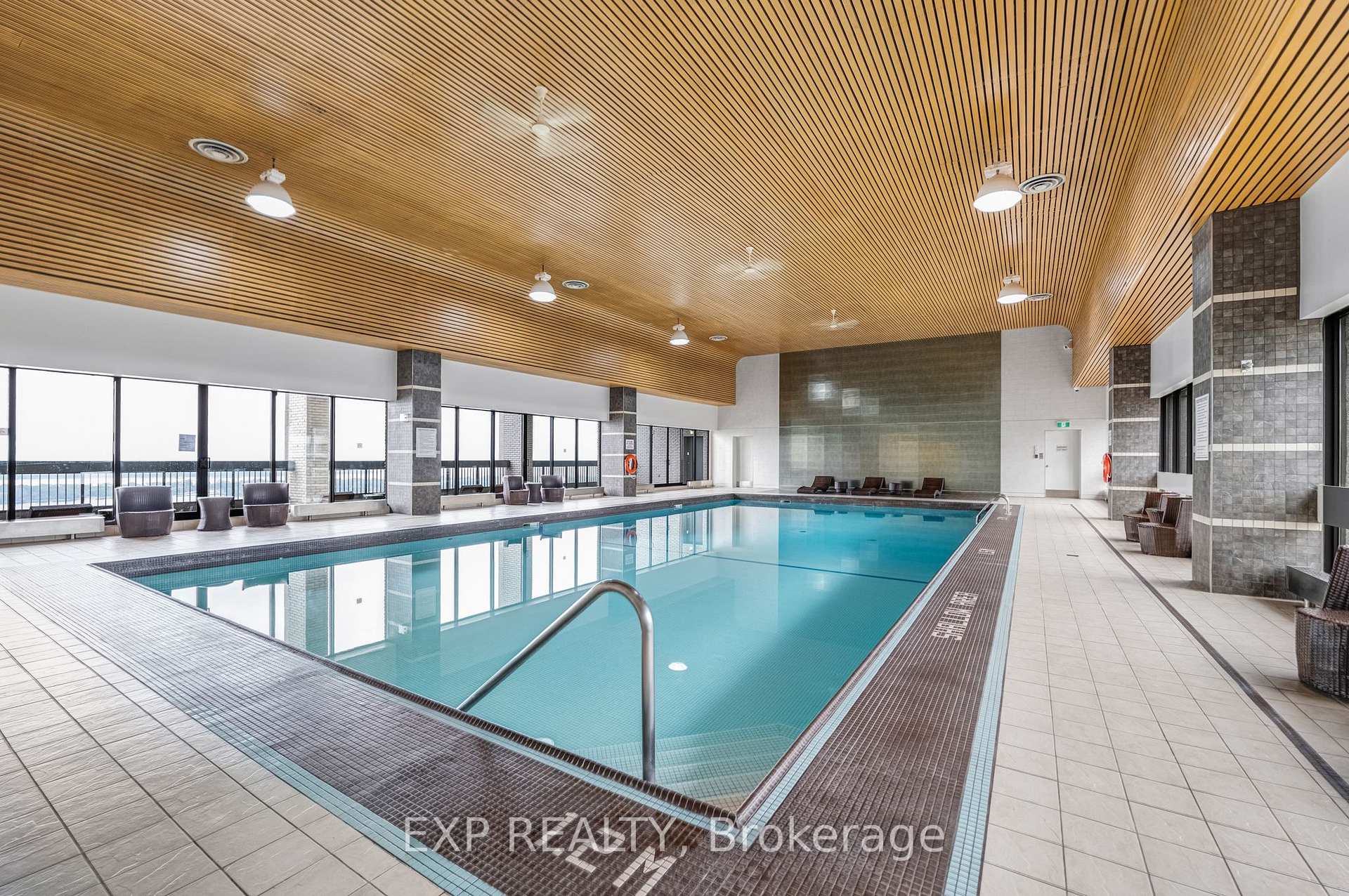 Photo 36 of Unit 1420, 33 Harbour Square, Toronto, Waterfront Communities — HOMEH