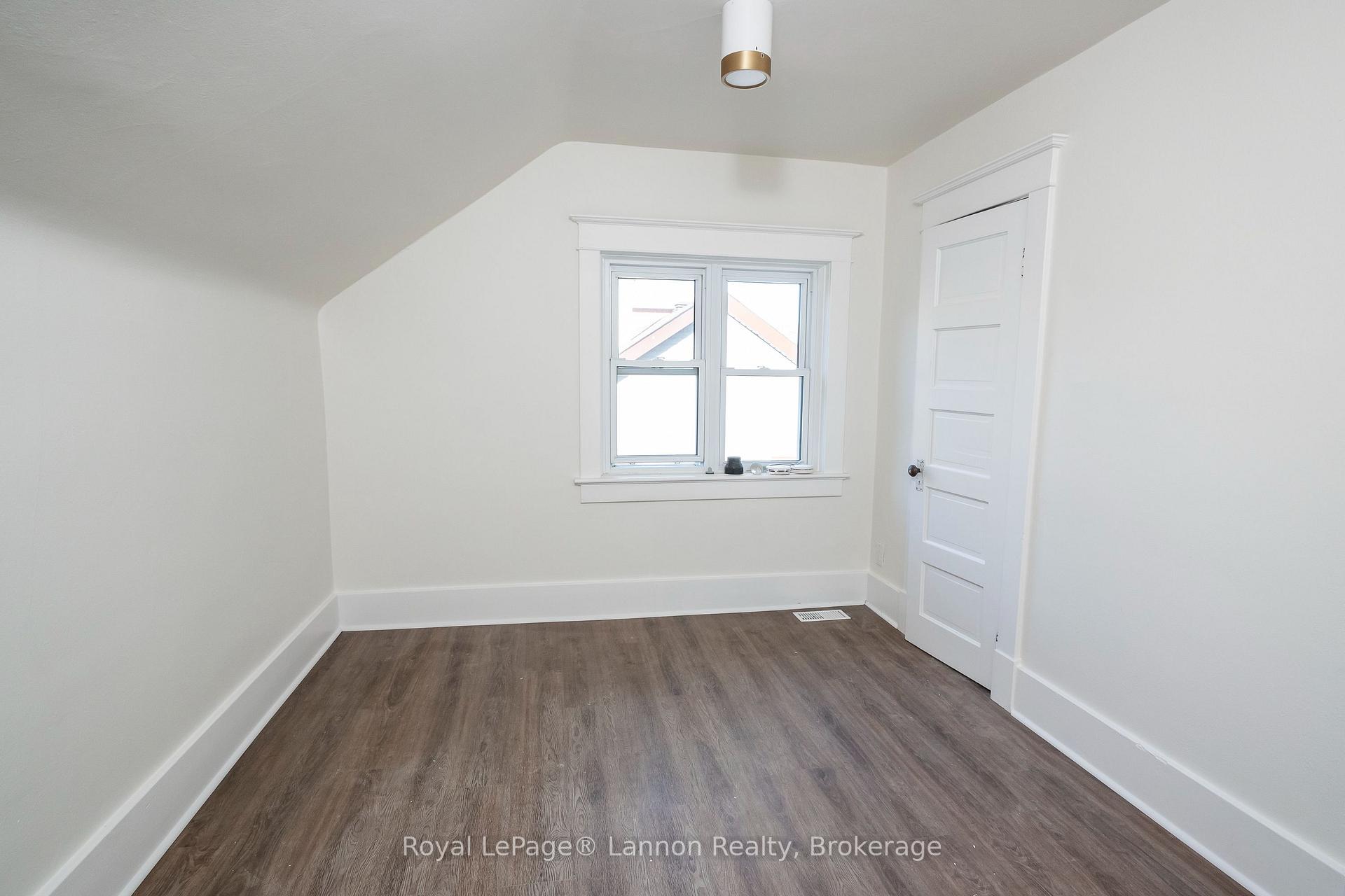 Photo 16 of 16 Crown Street, Thunder Bay, Court / Cumberland — HOMEH