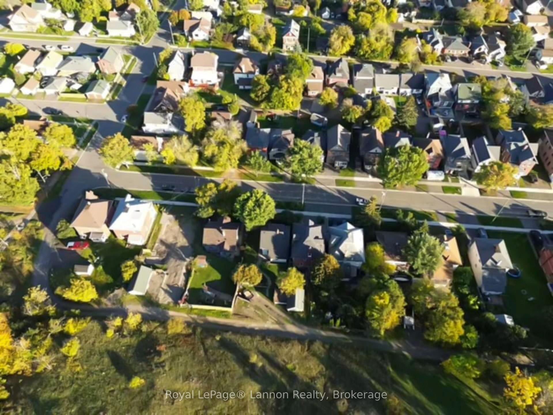 Photo 41 of 16 Crown Street, Thunder Bay, Court / Cumberland — HOMEH