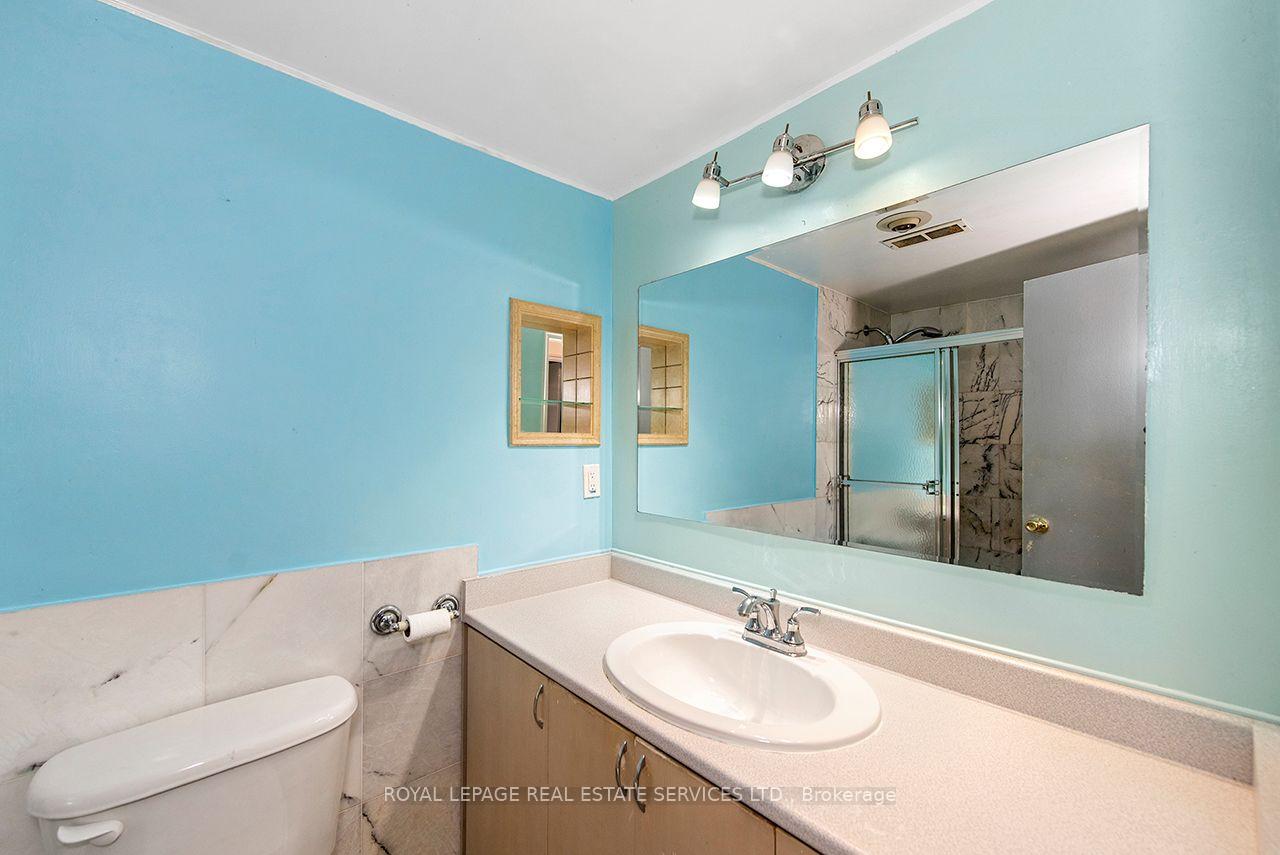 Photo 24 of Unit 305, 385 Browns Line, Etobicoke, Alderwood — HOMEH