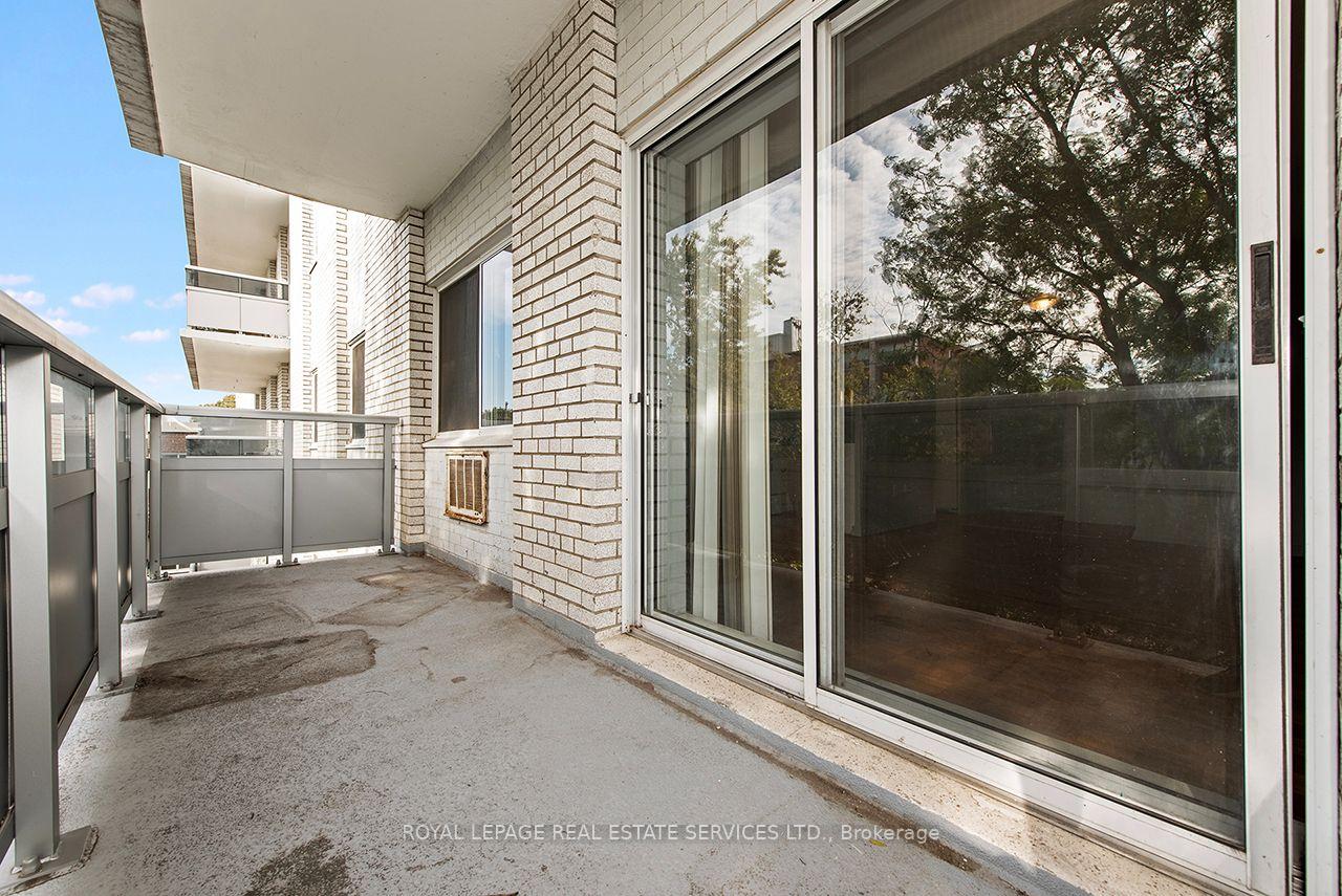 Photo 27 of Unit 305, 385 Browns Line, Etobicoke, Alderwood — HOMEH