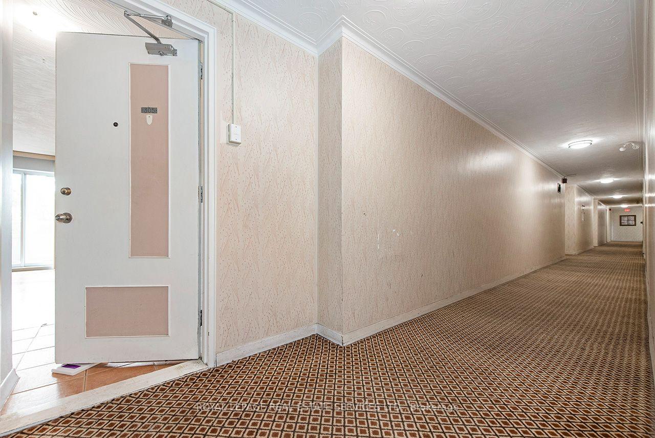 Photo 29 of Unit 305, 385 Browns Line, Etobicoke, Alderwood — HOMEH