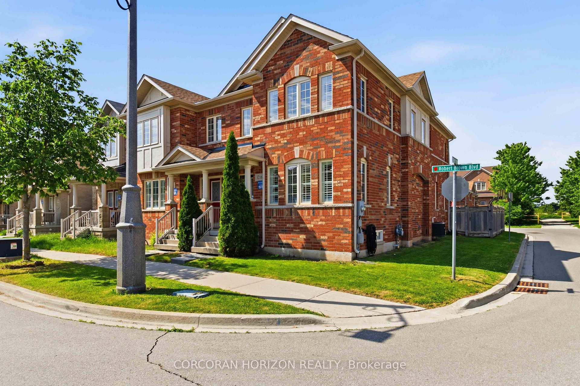 Photo 2 of 3216 Robert Brown Boulevard, Oakville, Glenorchy — HOMEH