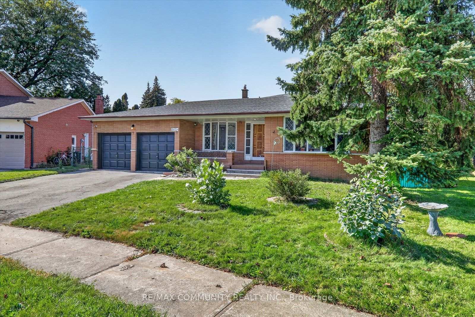 Photo 3 of 10 Tanya Place, Scarborough, Agincourt South-Malvern West — HOMEH