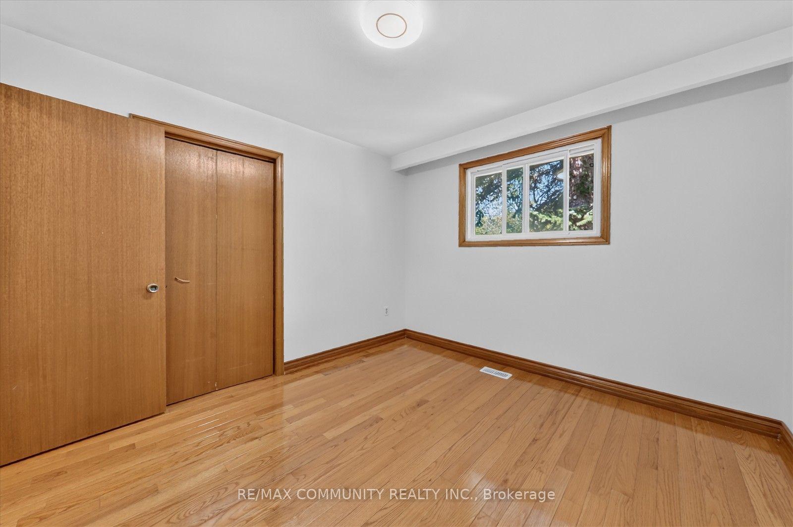 Photo 15 of 10 Tanya Place, Scarborough, Agincourt South-Malvern West — HOMEH