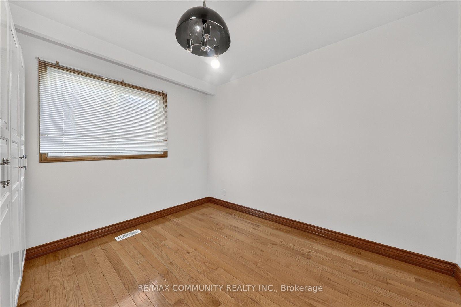 Photo 29 of 10 Tanya Place, Scarborough, Agincourt South-Malvern West — HOMEH