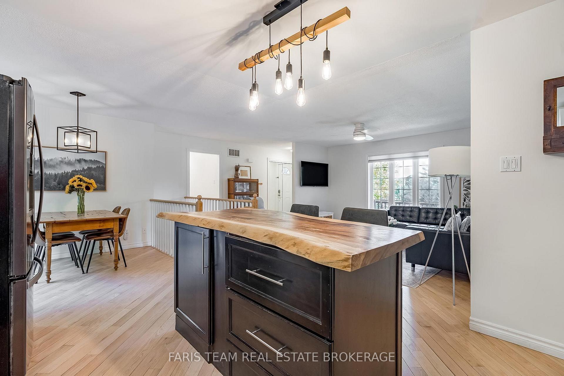 Photo 8 of 55 Davenport Drive, Springwater, Hillsdale — HOMEH