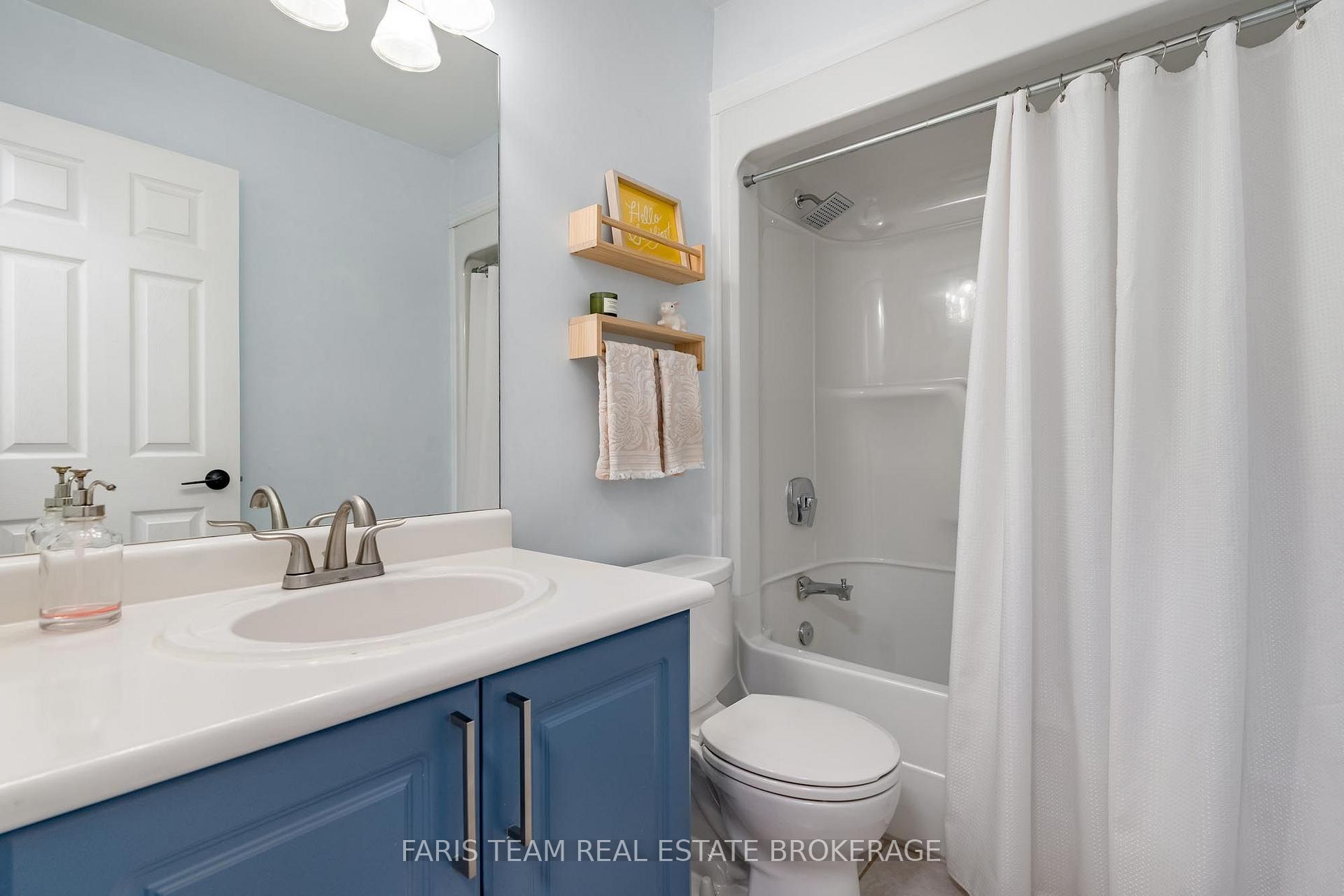 Photo 15 of 55 Davenport Drive, Springwater, Hillsdale — HOMEH