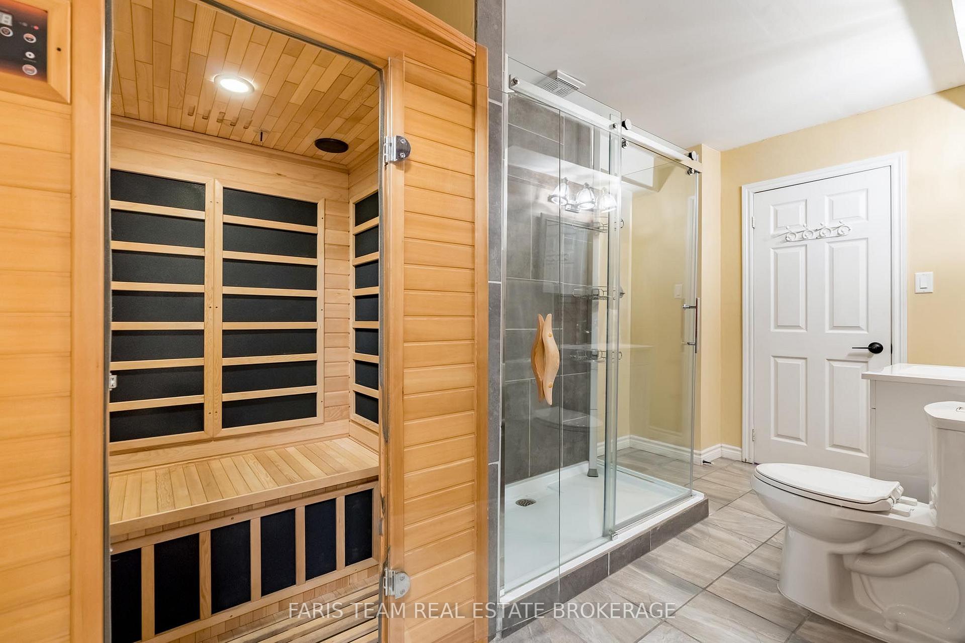 Photo 20 of 55 Davenport Drive, Springwater, Hillsdale — HOMEH