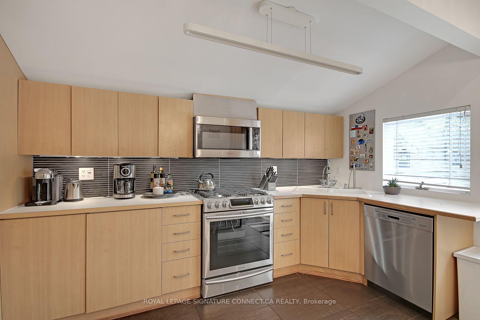 Photo 15 of 7 Ways Lane, Toronto, Trinity-Bellwoods — HOMEH