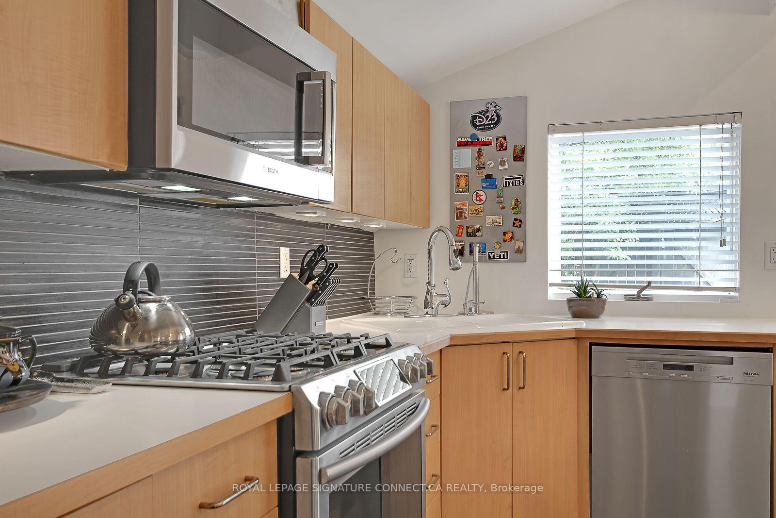 Photo 17 of 7 Ways Lane, Toronto, Trinity-Bellwoods — HOMEH