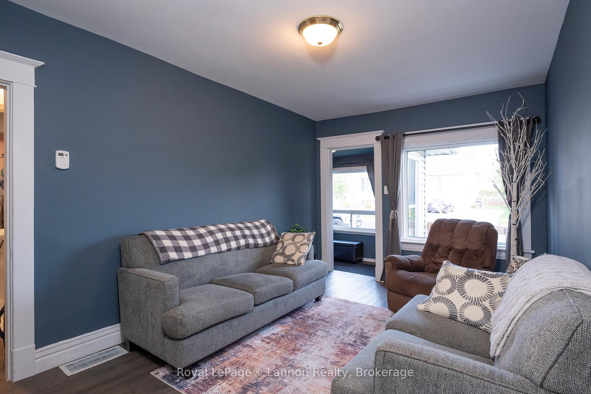 Photo 8 of 1105 Brown Street, Thunder Bay, Westfort — HOMEH