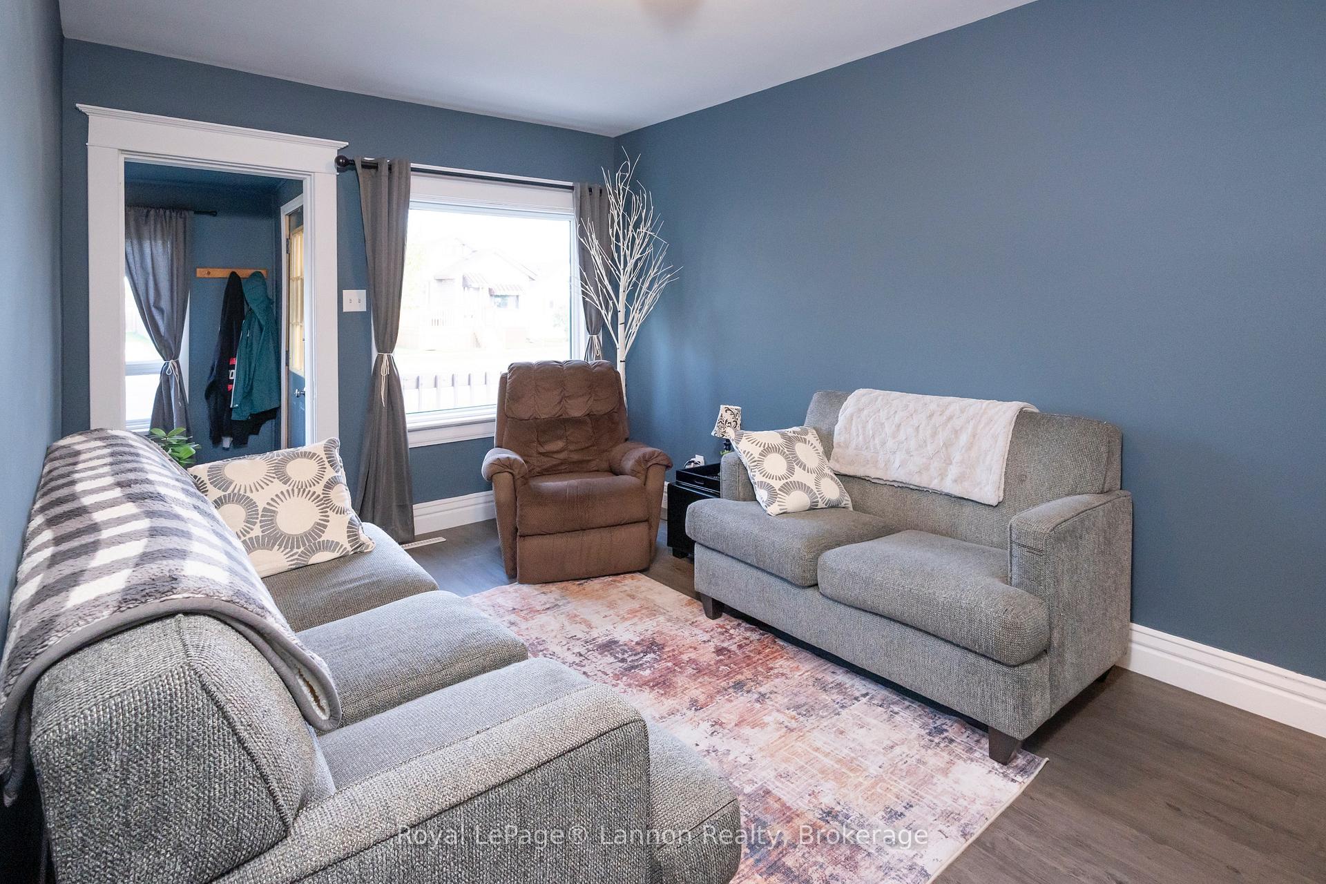 Photo 10 of 1105 Brown Street, Thunder Bay, Westfort — HOMEH