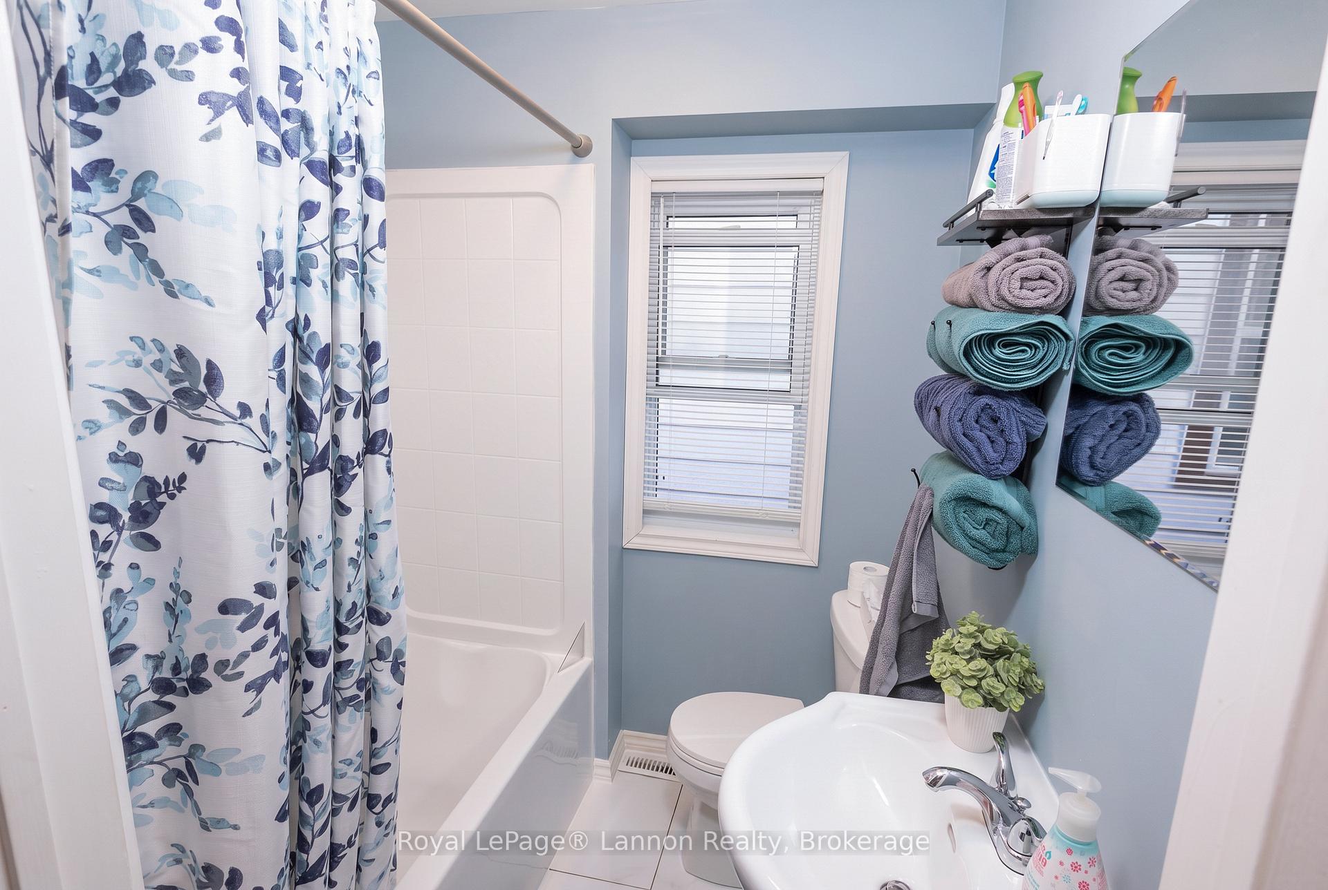 Photo 16 of 1105 Brown Street, Thunder Bay, Westfort — HOMEH
