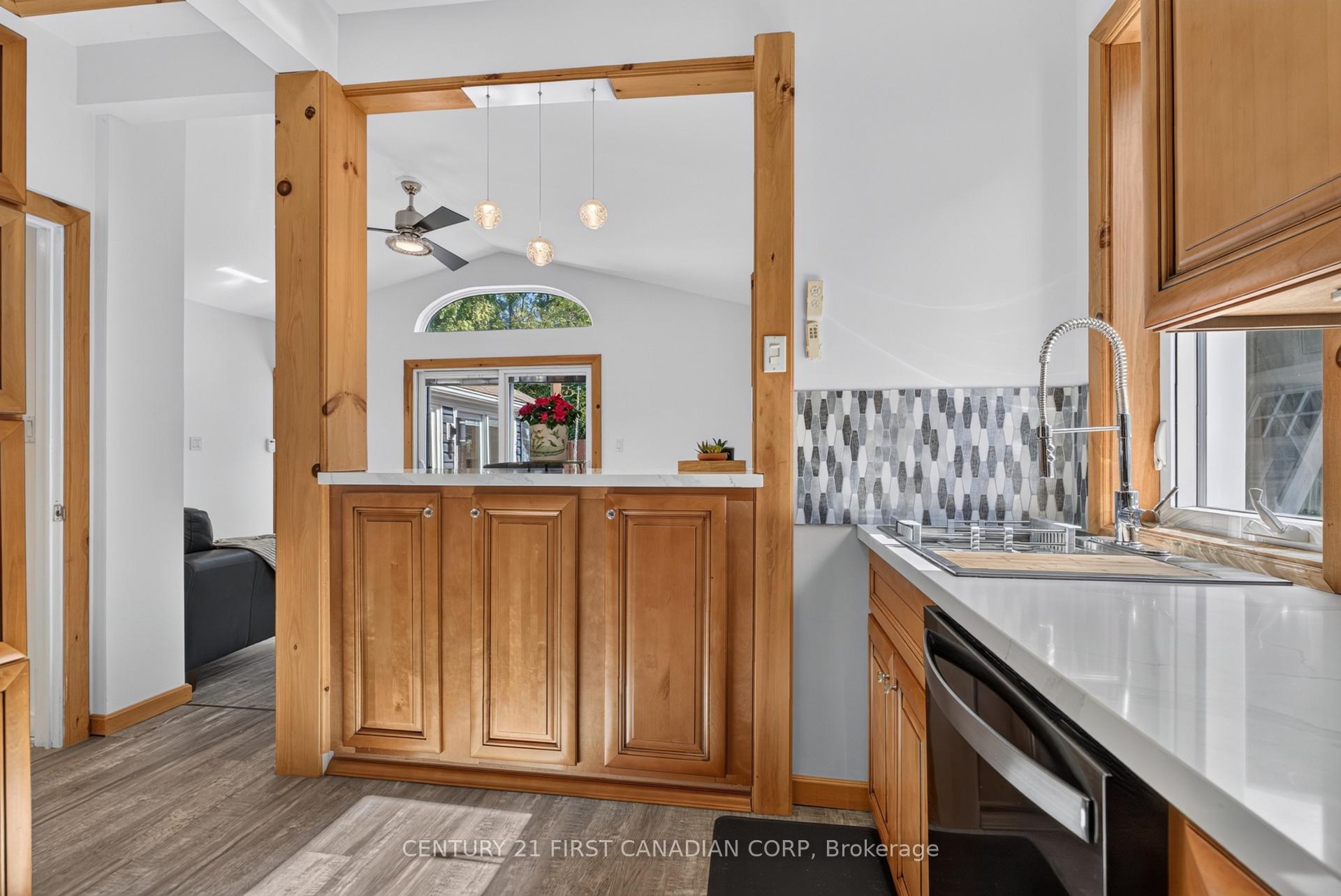 Photo 12 of 75 Alma Street, St. Thomas — HOMEH