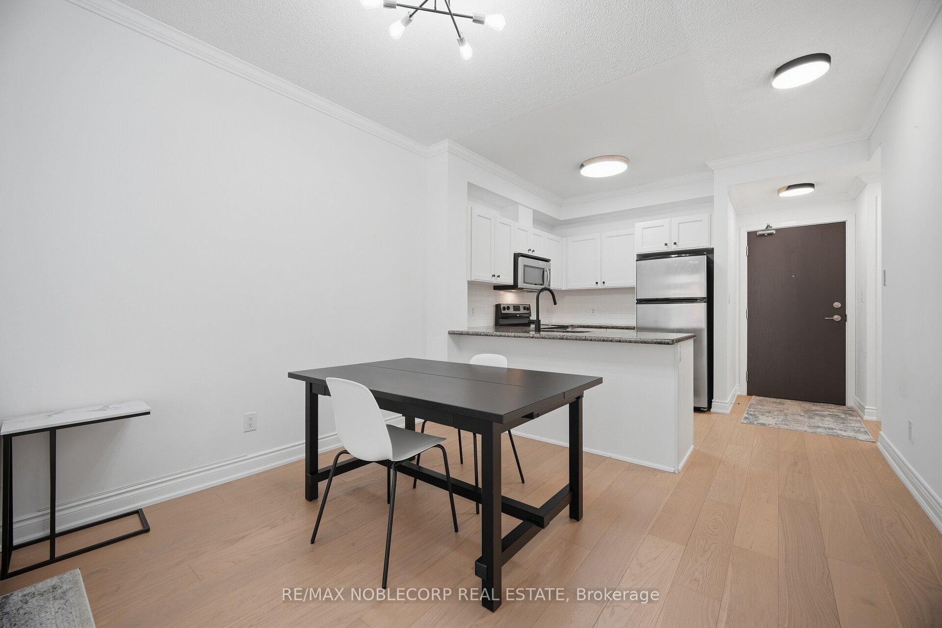 Photo 8 of Unit 308, 281 Woodbridge Avenue, Vaughan, West Woodbridge — HOMEH
