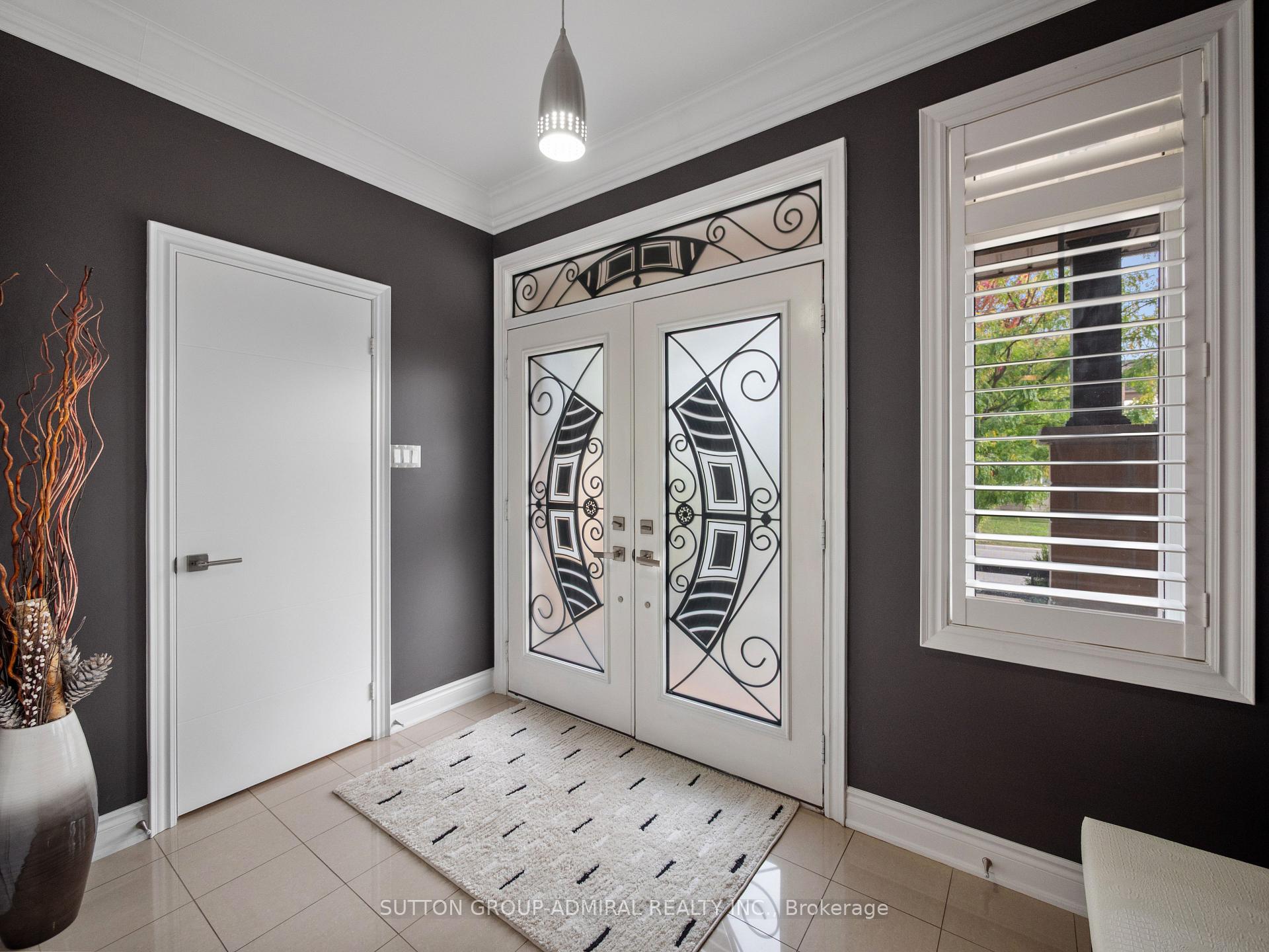Photo 3 of 187 John Davis Gate, Whitchurch-Stouffville, Stouffville — HOMEH