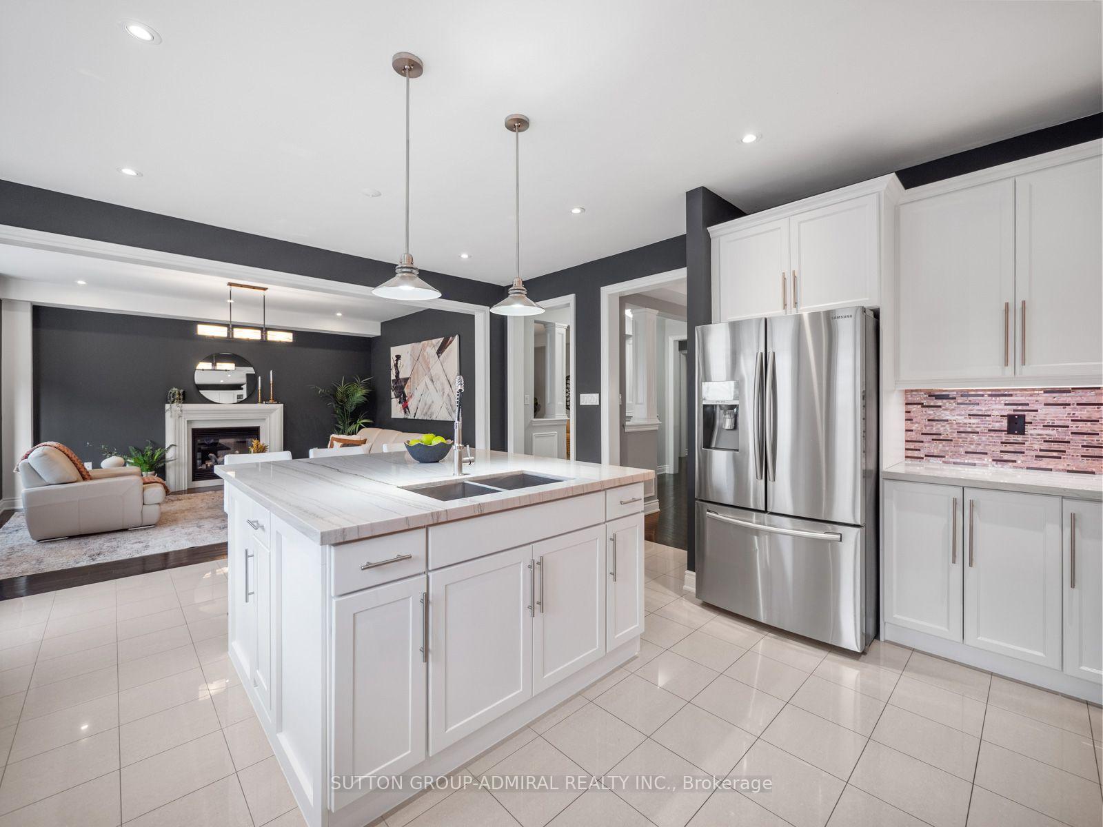 Photo 12 of 187 John Davis Gate, Whitchurch-Stouffville, Stouffville — HOMEH