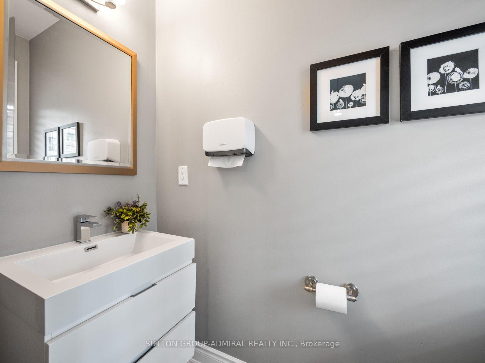 Photo 16 of 187 John Davis Gate, Whitchurch-Stouffville, Stouffville — HOMEH