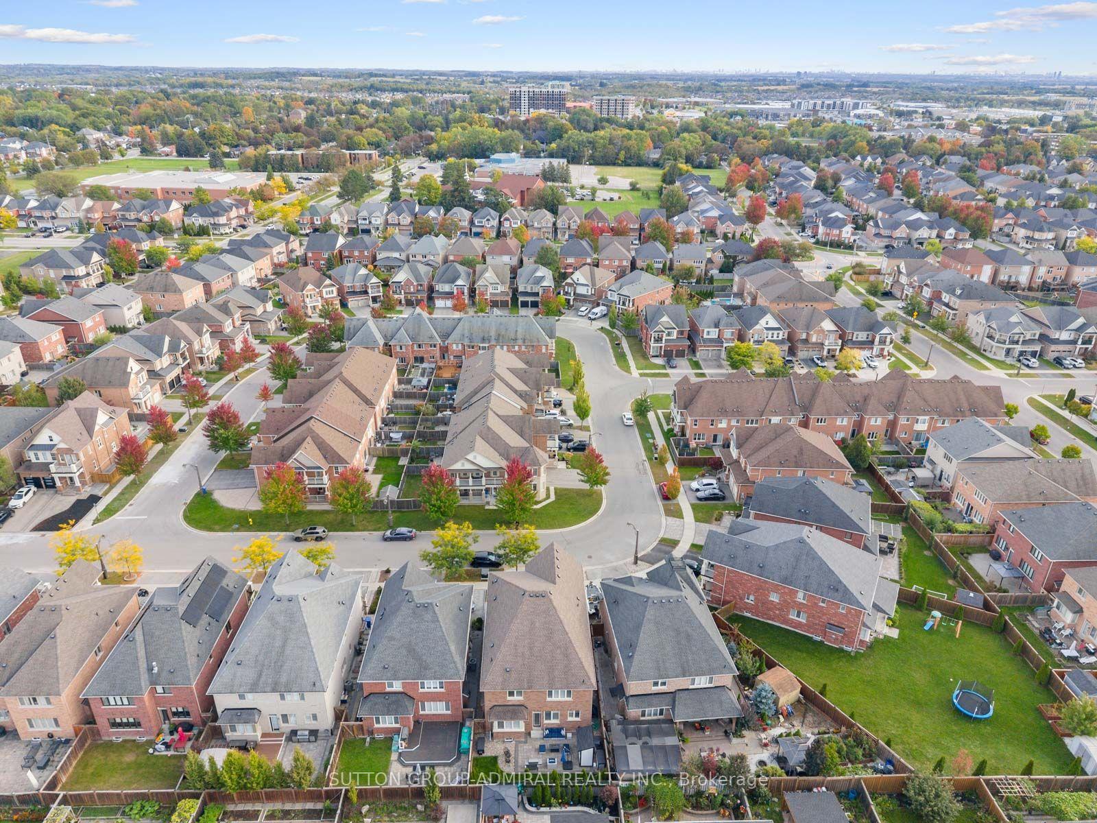 Photo 47 of 187 John Davis Gate, Whitchurch-Stouffville, Stouffville — HOMEH