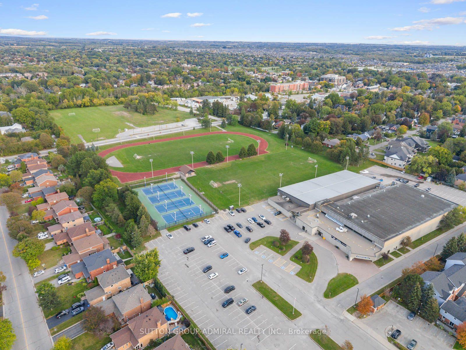 Photo 48 of 187 John Davis Gate, Whitchurch-Stouffville, Stouffville — HOMEH