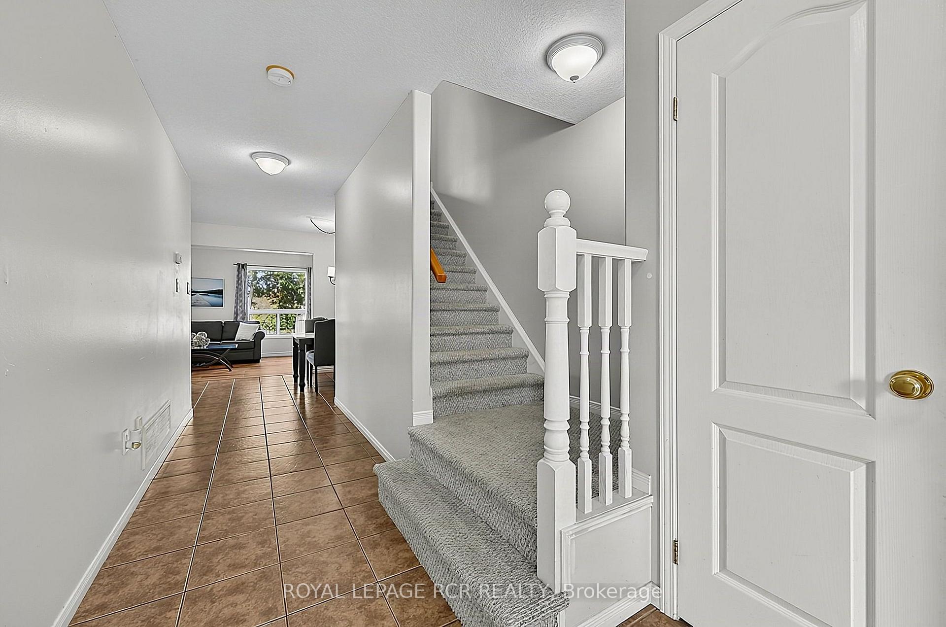 Photo 4 of 68 Shephard Avenue, New Tecumseth, Alliston — HOMEH