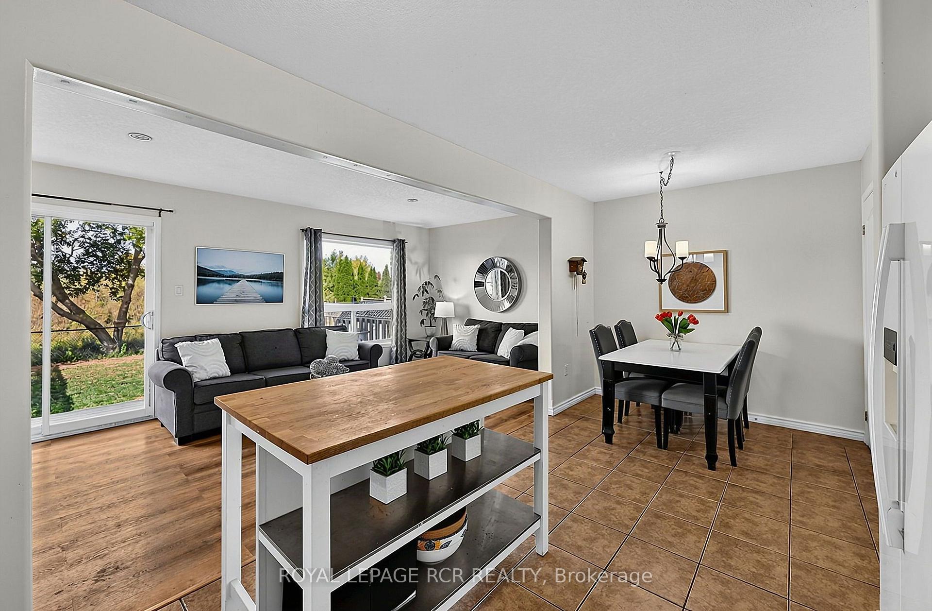 Photo 10 of 68 Shephard Avenue, New Tecumseth, Alliston — HOMEH
