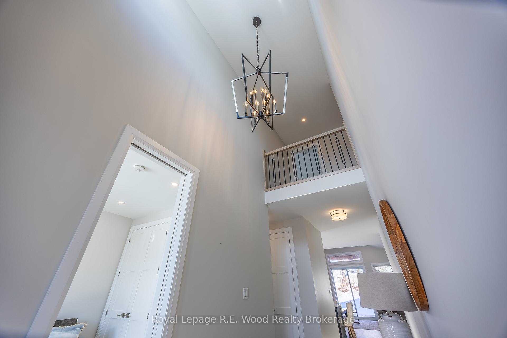 Photo 4 of 9 Greenhill Drive, Tillsonburg — HOMEH