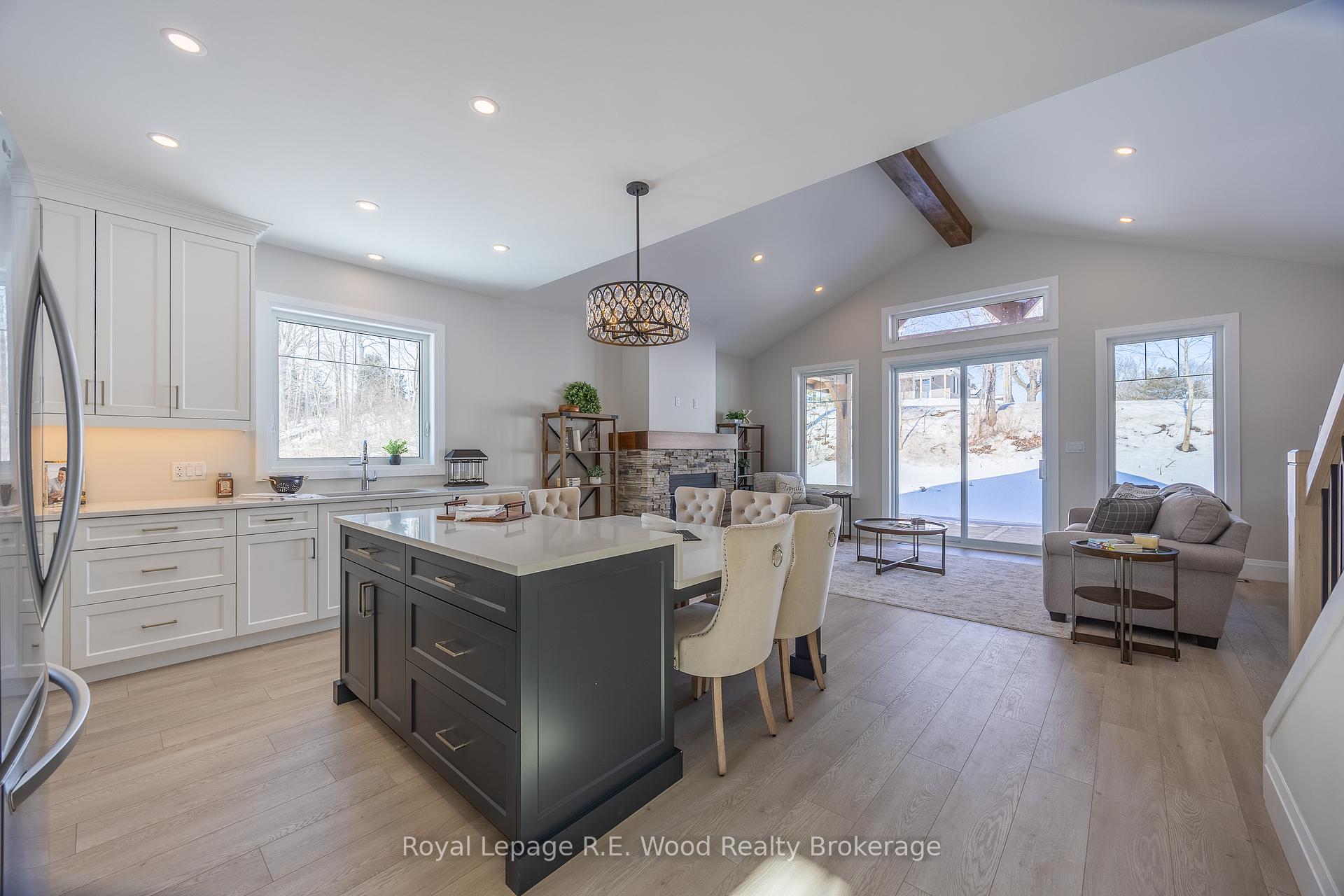 Photo 10 of 9 Greenhill Drive, Tillsonburg — HOMEH