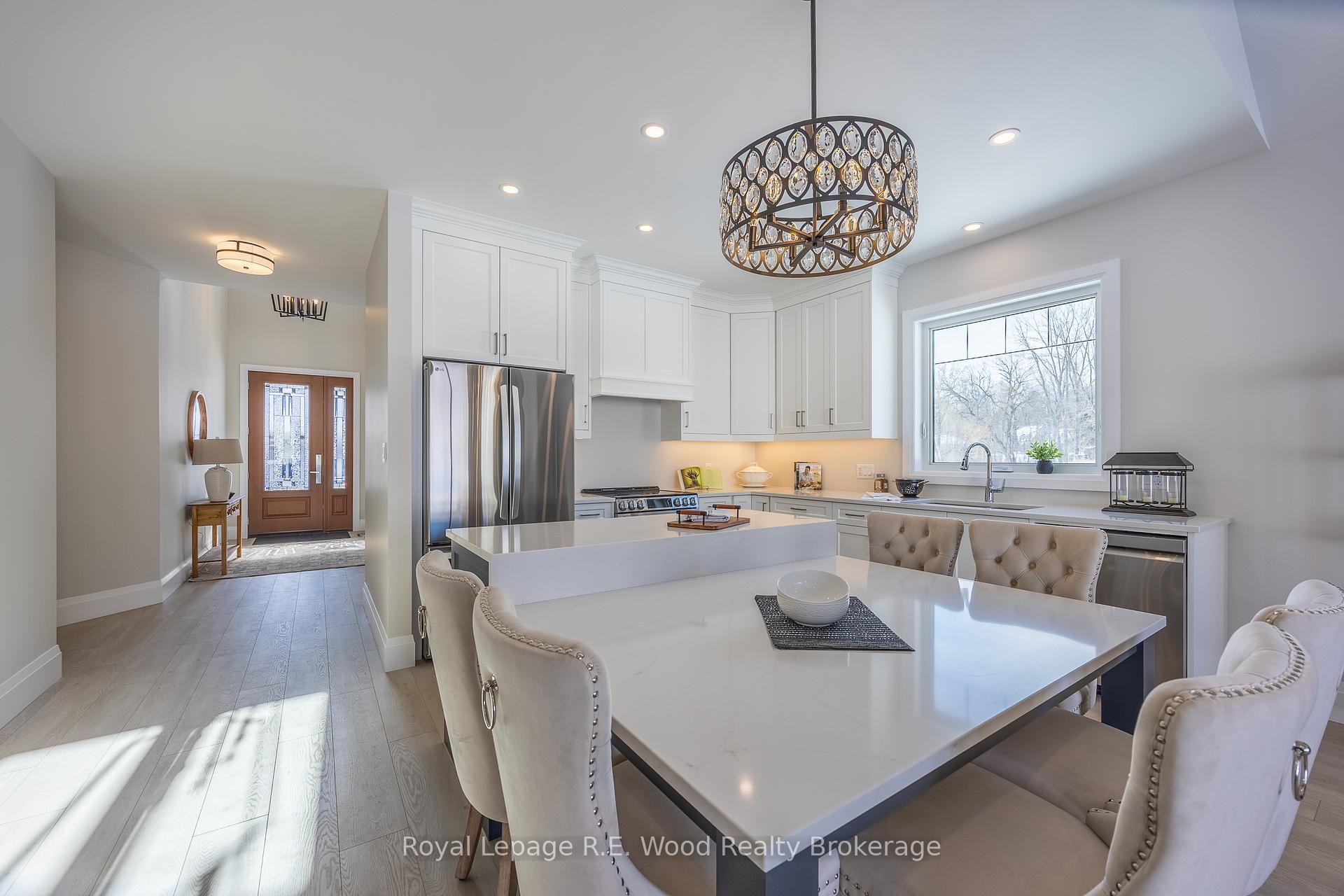 Photo 11 of 9 Greenhill Drive, Tillsonburg — HOMEH