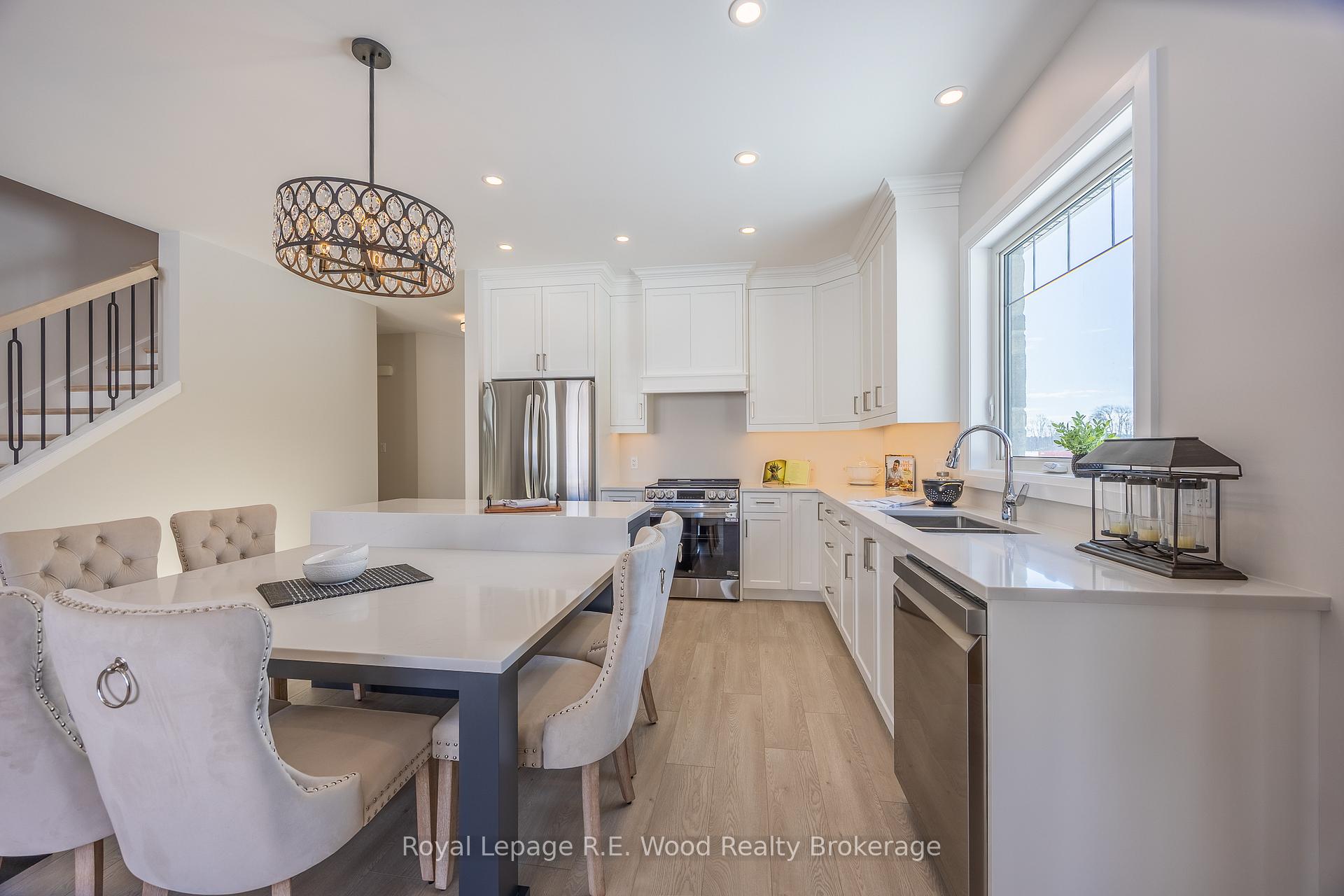 Photo 12 of 9 Greenhill Drive, Tillsonburg — HOMEH