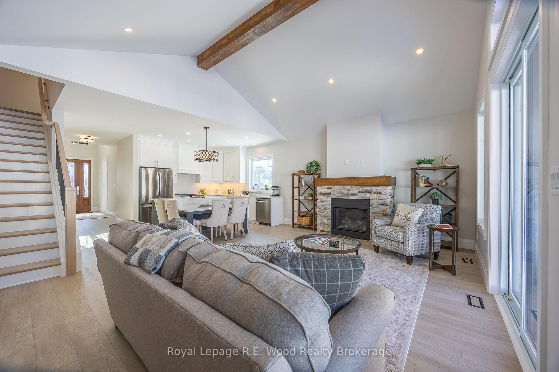 Photo 15 of 9 Greenhill Drive, Tillsonburg — HOMEH