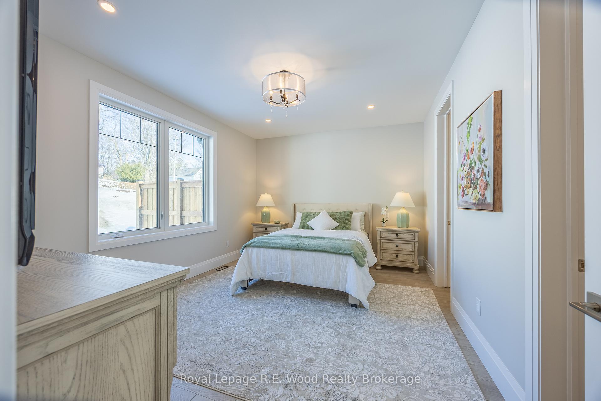 Photo 21 of 9 Greenhill Drive, Tillsonburg — HOMEH