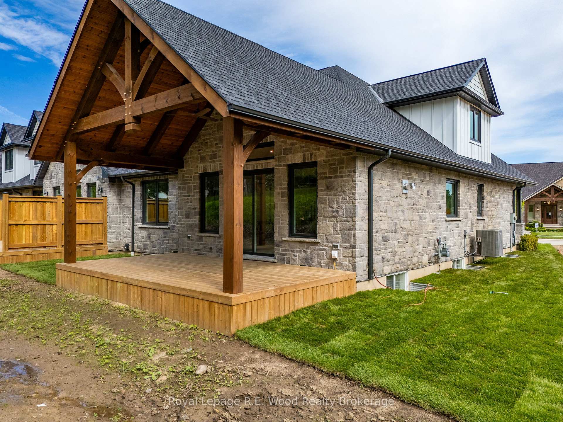 Photo 47 of 9 Greenhill Drive, Tillsonburg — HOMEH