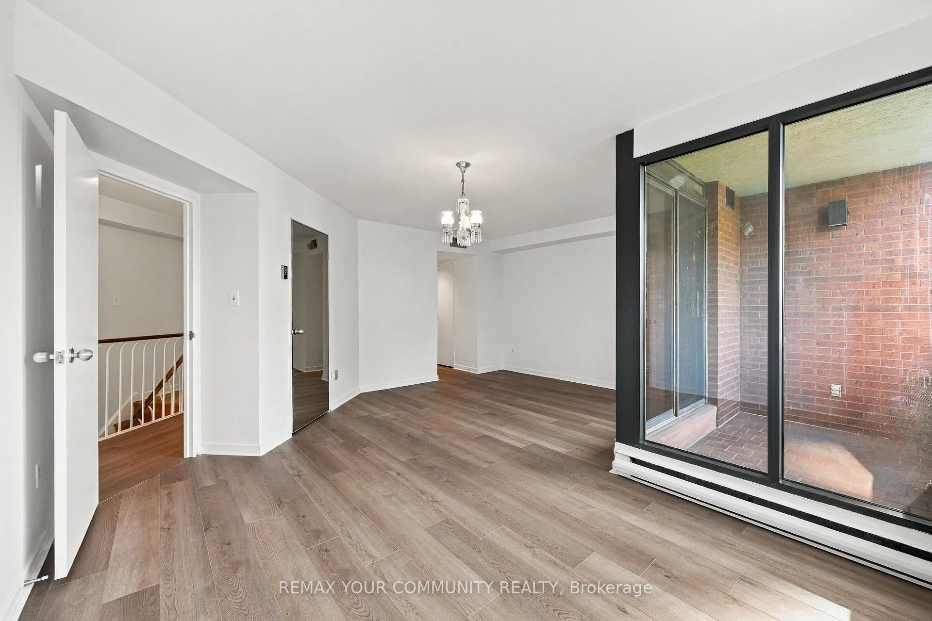 Photo 24 of Unit 410, 349 St Clair Avenue W, Toronto, Casa Loma — HOMEH