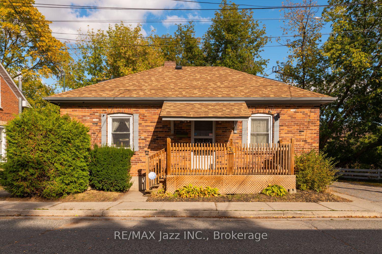 Photo of 34 Jackson Avenue