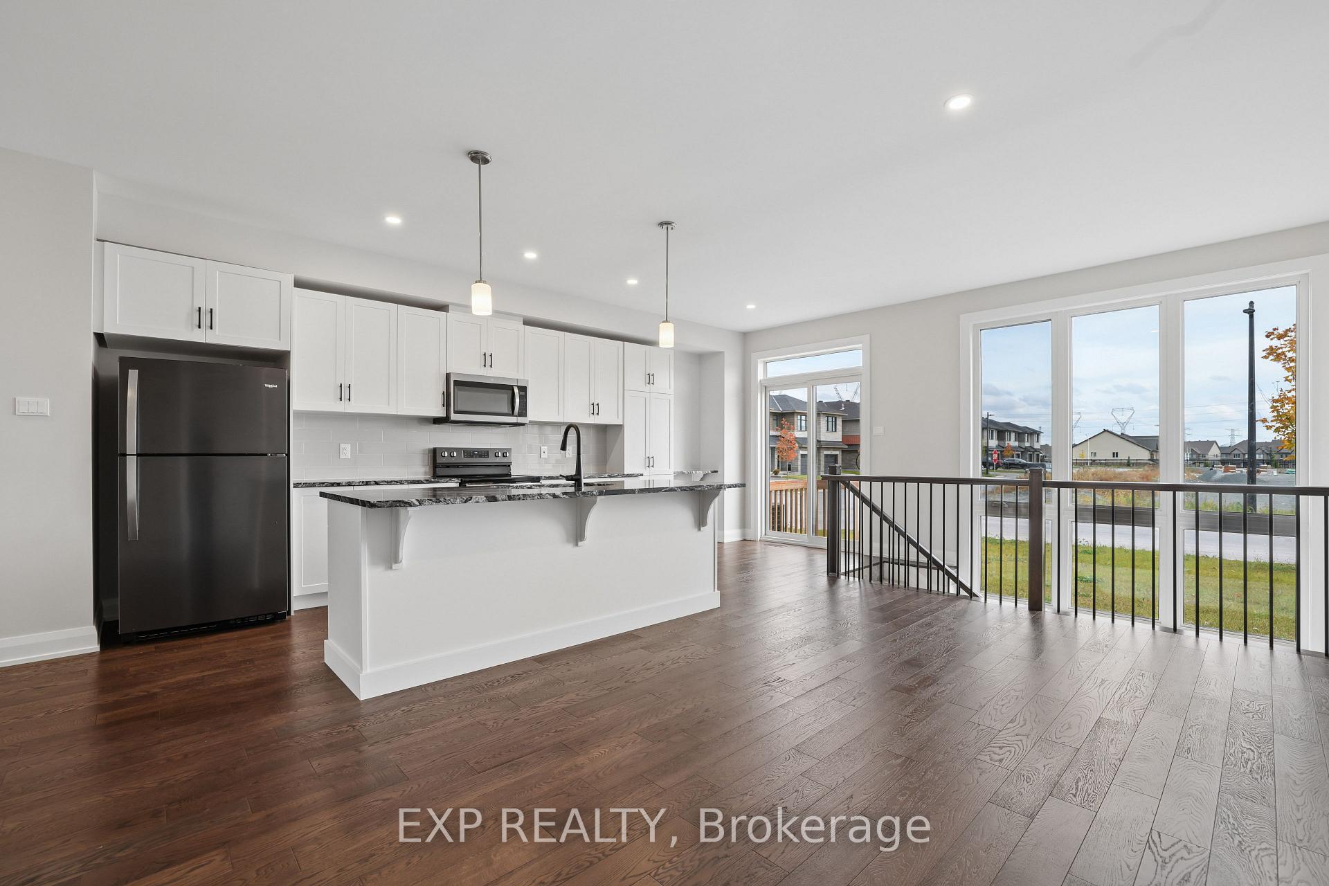 Photo 11 of 734 Ploughman Place, Ottawa, Stittsville (South) — HOMEH