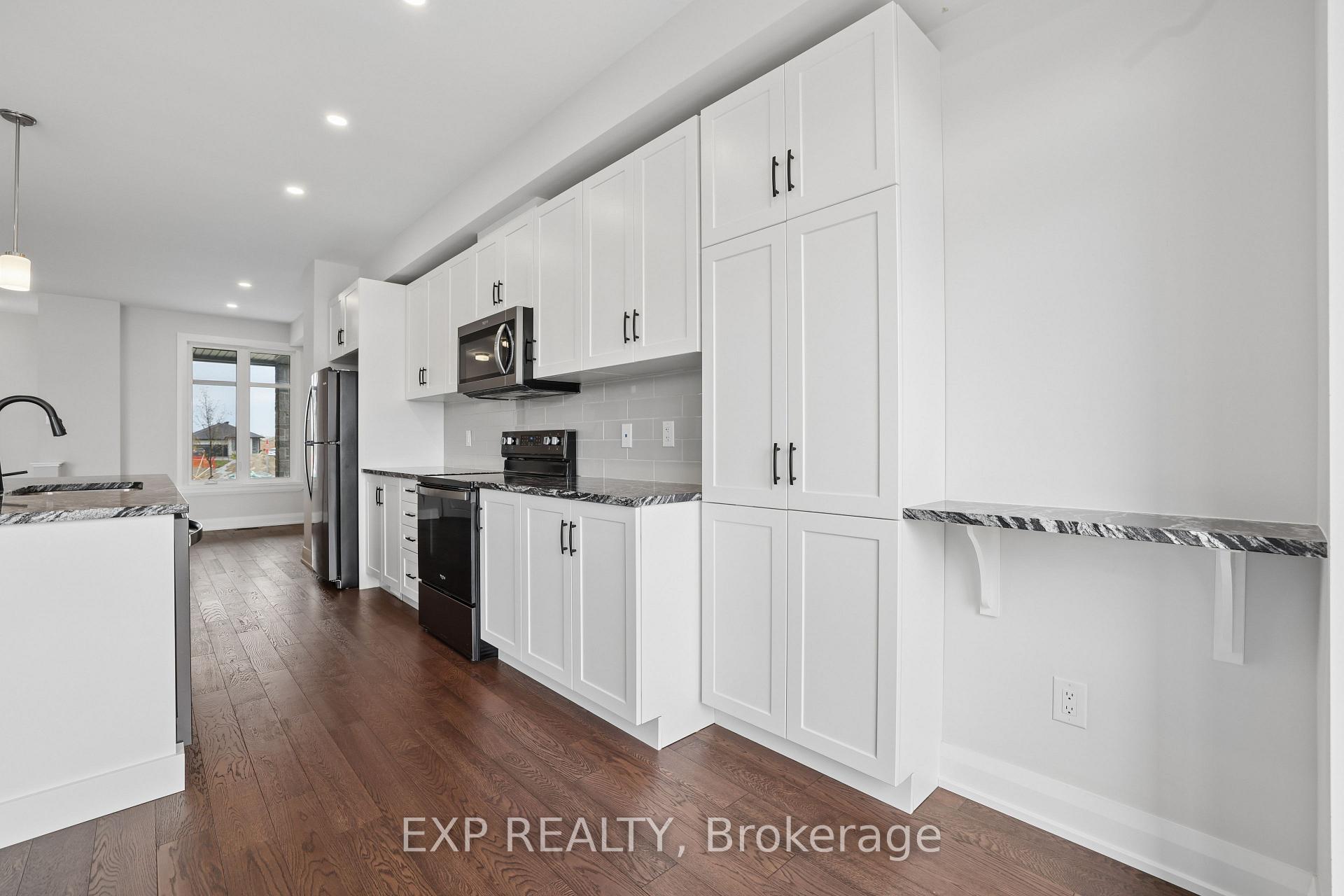 Photo 14 of 734 Ploughman Place, Ottawa, Stittsville (South) — HOMEH