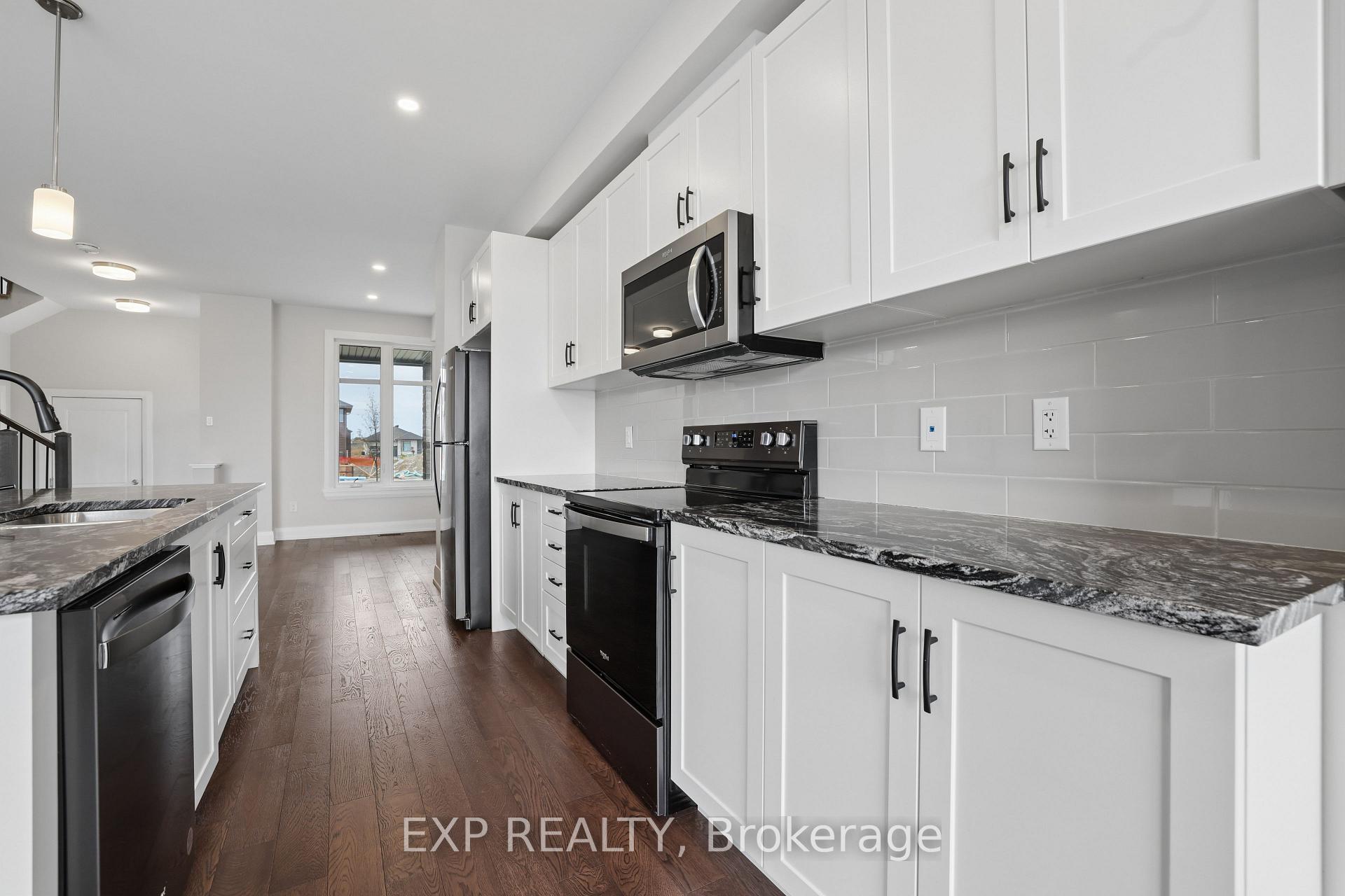 Photo 15 of 734 Ploughman Place, Ottawa, Stittsville (South) — HOMEH