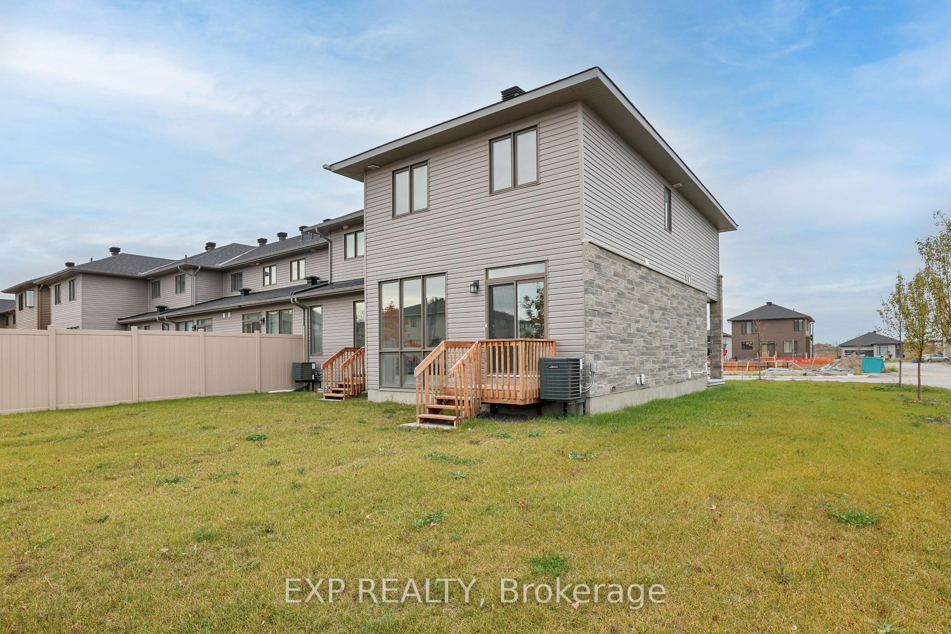 Photo 36 of 734 Ploughman Place, Ottawa, Stittsville (South) — HOMEH