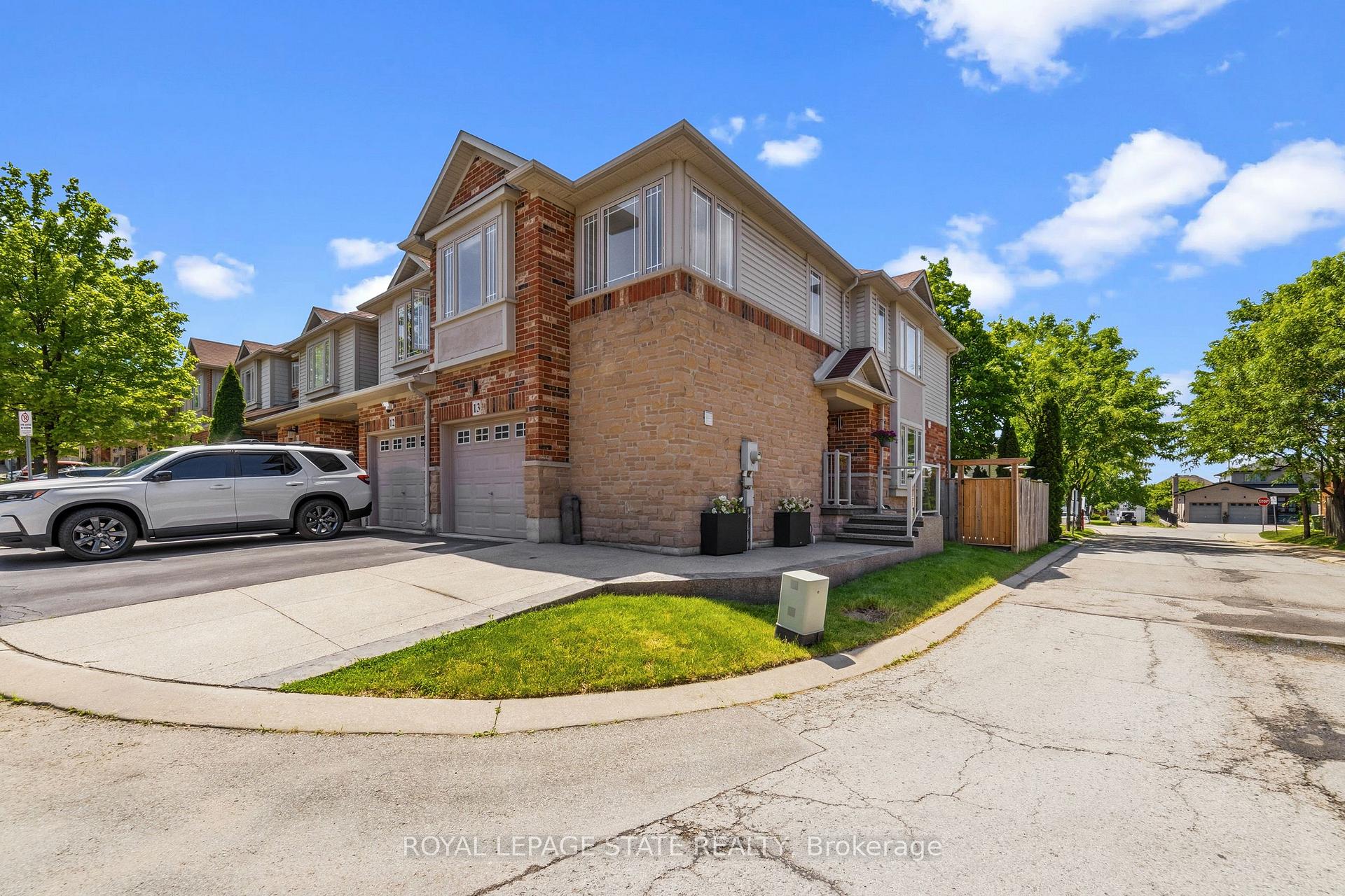 Photo of Unit 13, 242 Upper Mount Albion Road
