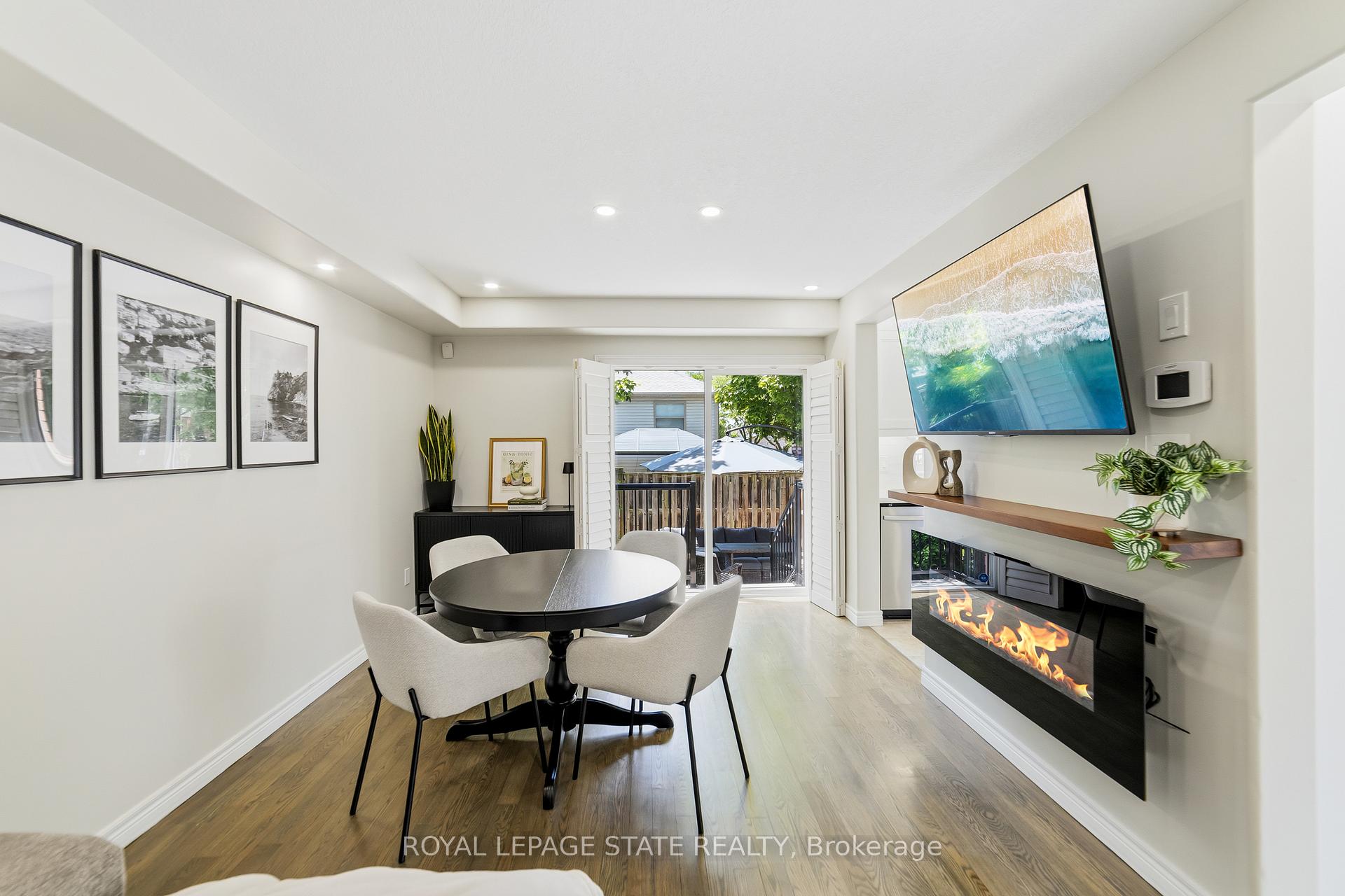 Photo 5 of Unit 13, 242 Upper Mount Albion Road, Hamilton, Stoney Creek Mountain — HOMEH