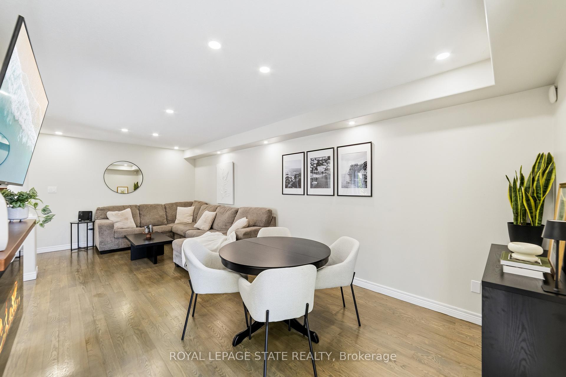 Photo 6 of Unit 13, 242 Upper Mount Albion Road, Hamilton, Stoney Creek Mountain — HOMEH
