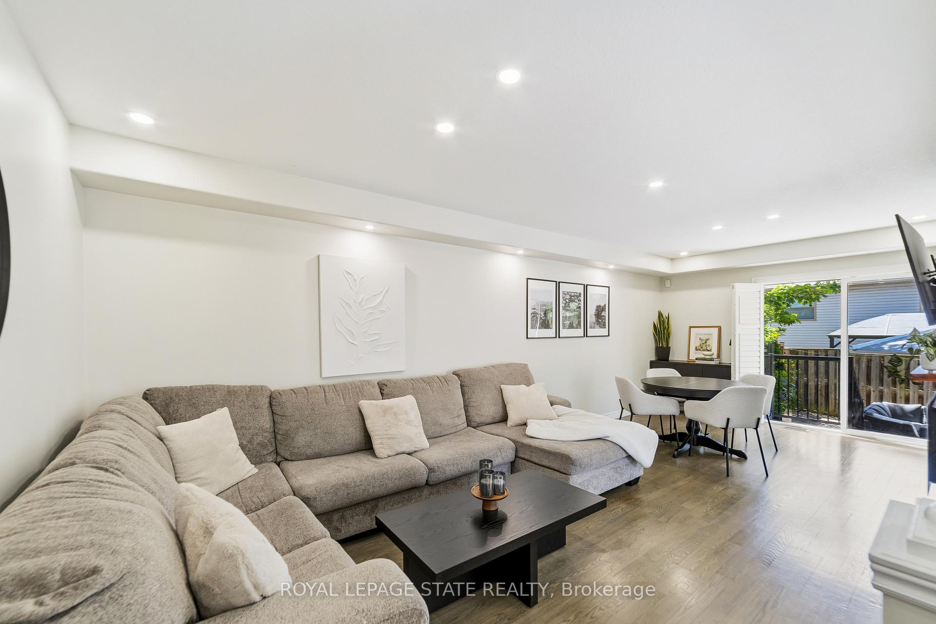 Photo 8 of Unit 13, 242 Upper Mount Albion Road, Hamilton, Stoney Creek Mountain — HOMEH